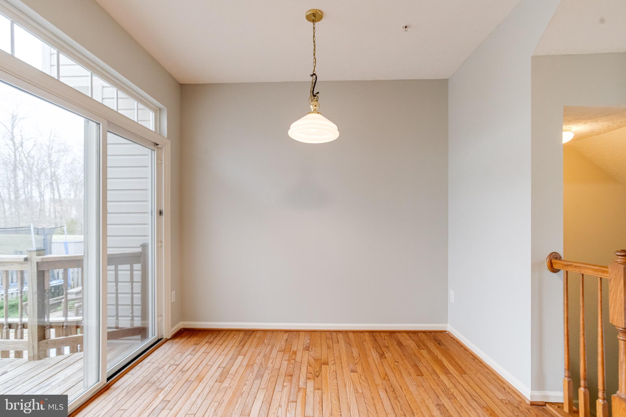 HOLLY WOODS - Residential