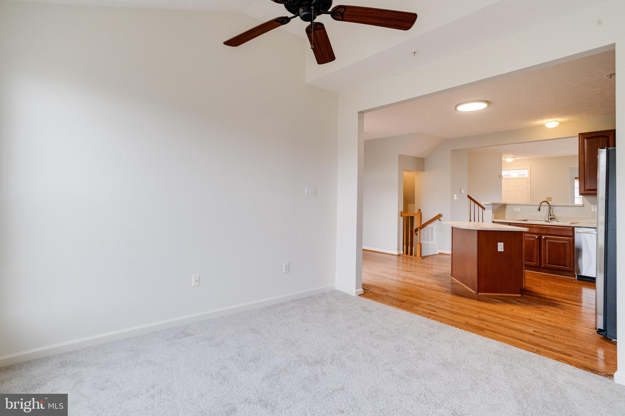 HOLLY WOODS - Residential