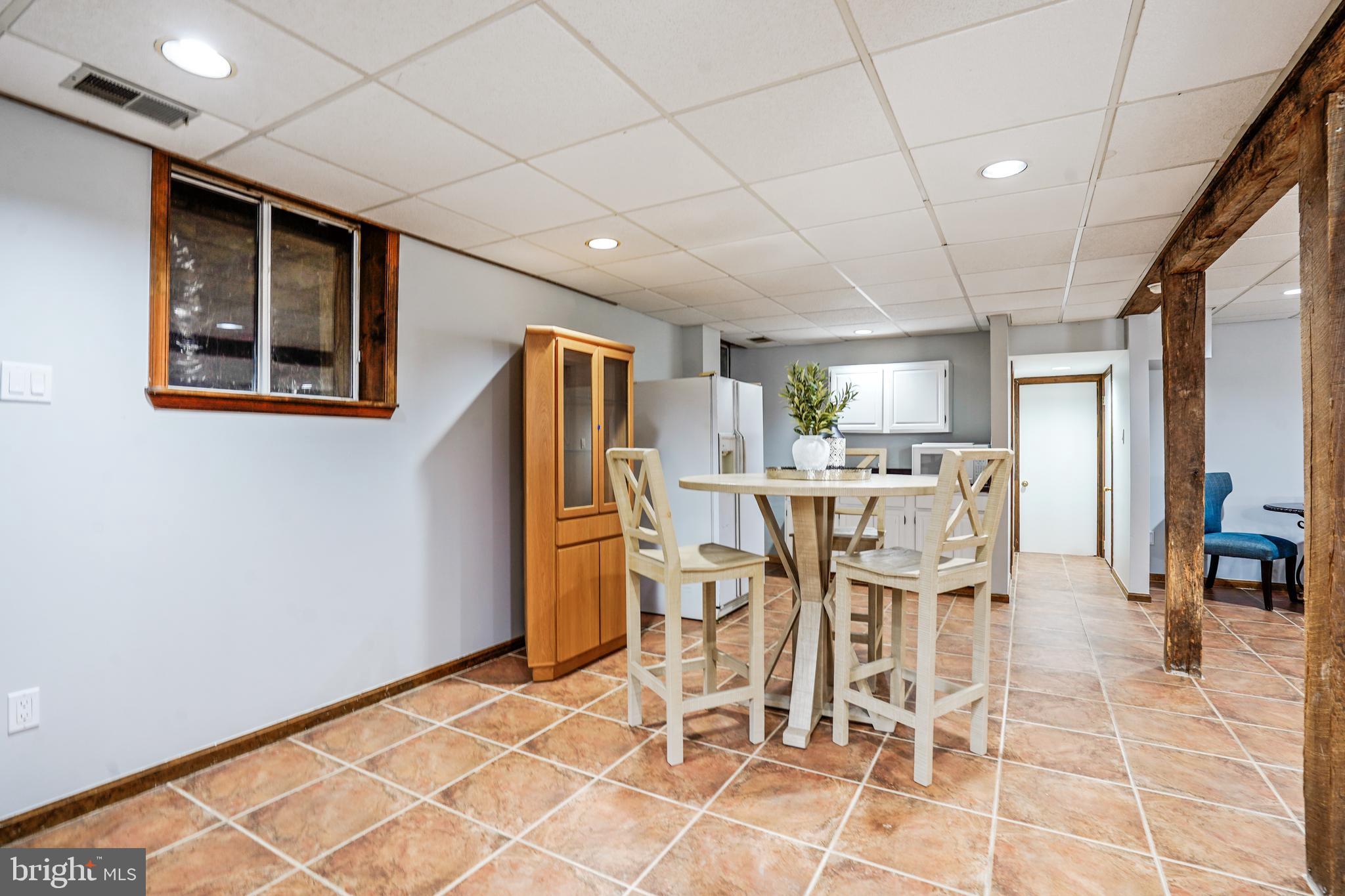 ACREDALE - Residential