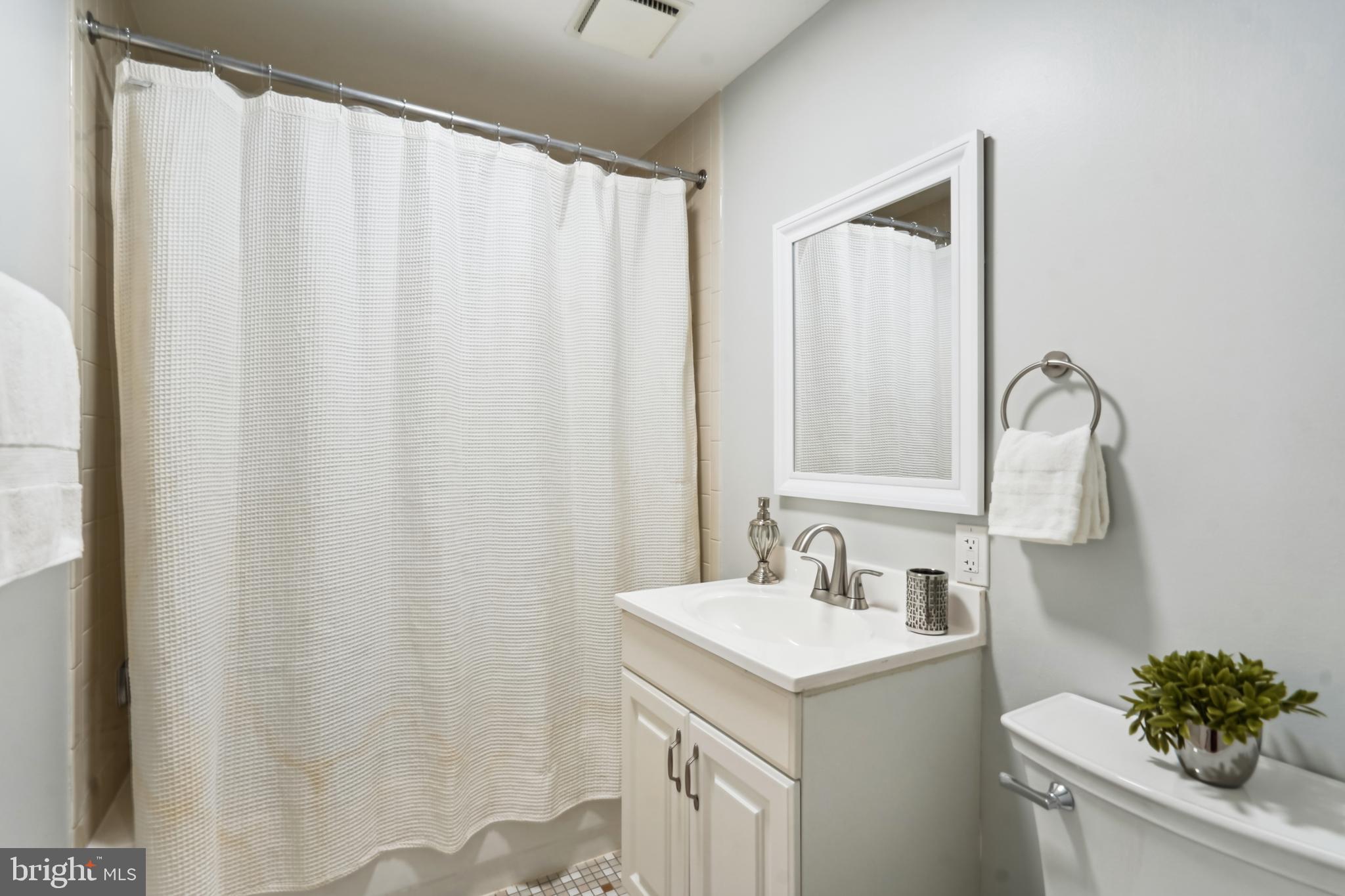 ACREDALE - Residential