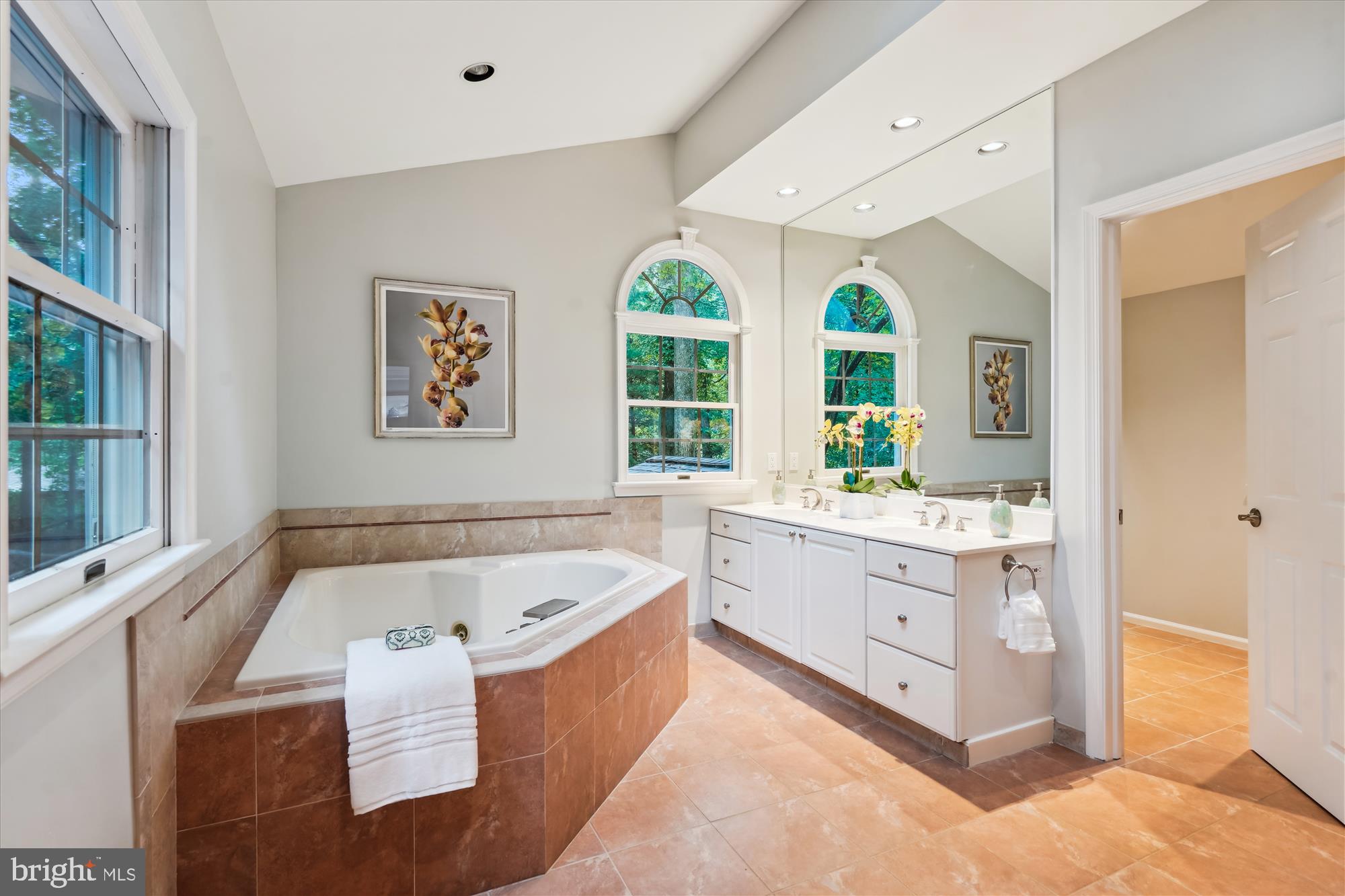 ACREDALE - Residential