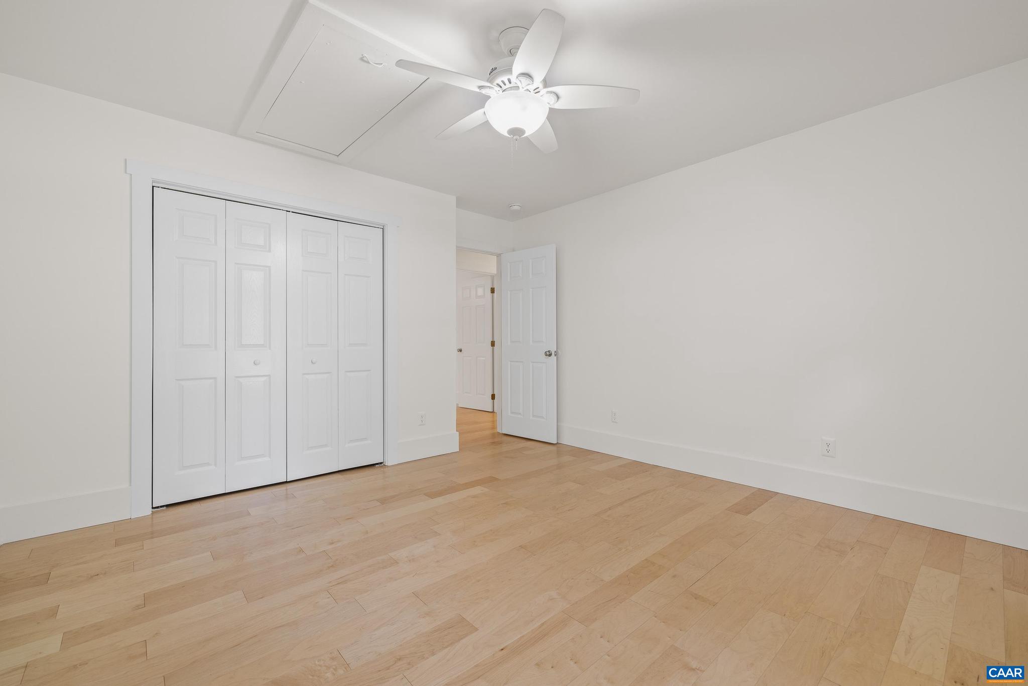 LAKE MONTICELLO - Residential