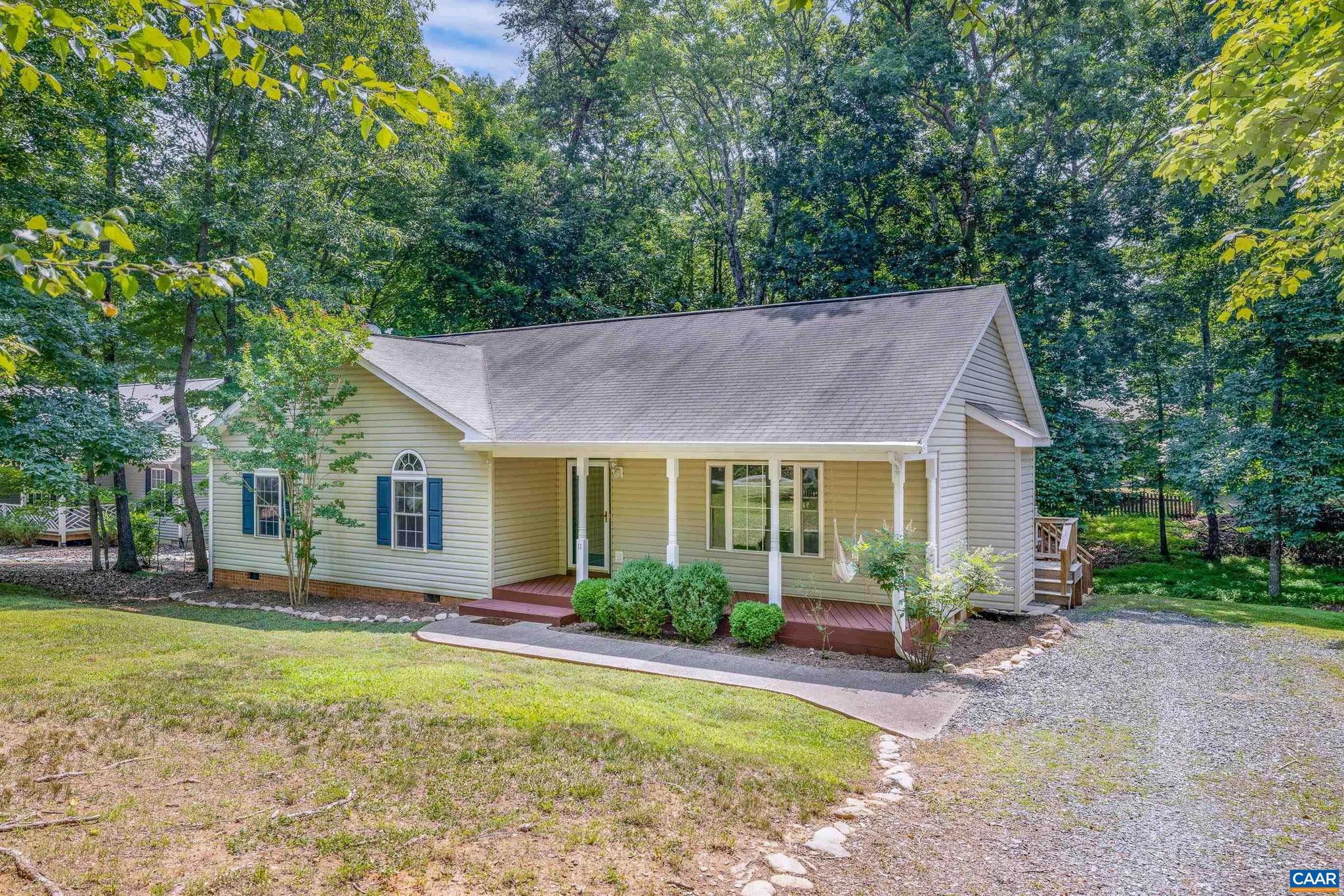 LAKE MONTICELLO - Residential