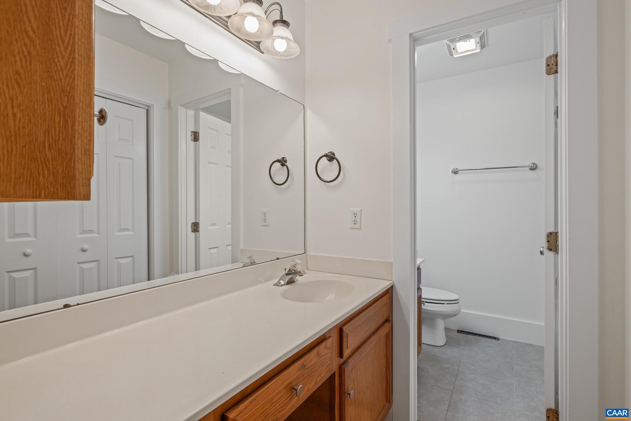 LAKE MONTICELLO - Residential