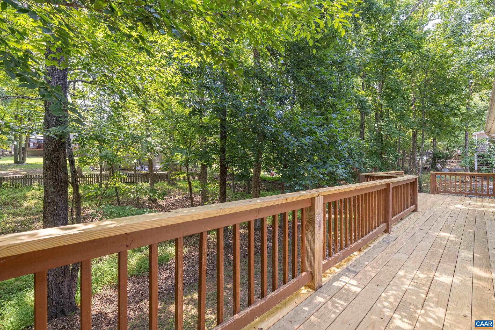 LAKE MONTICELLO - Residential