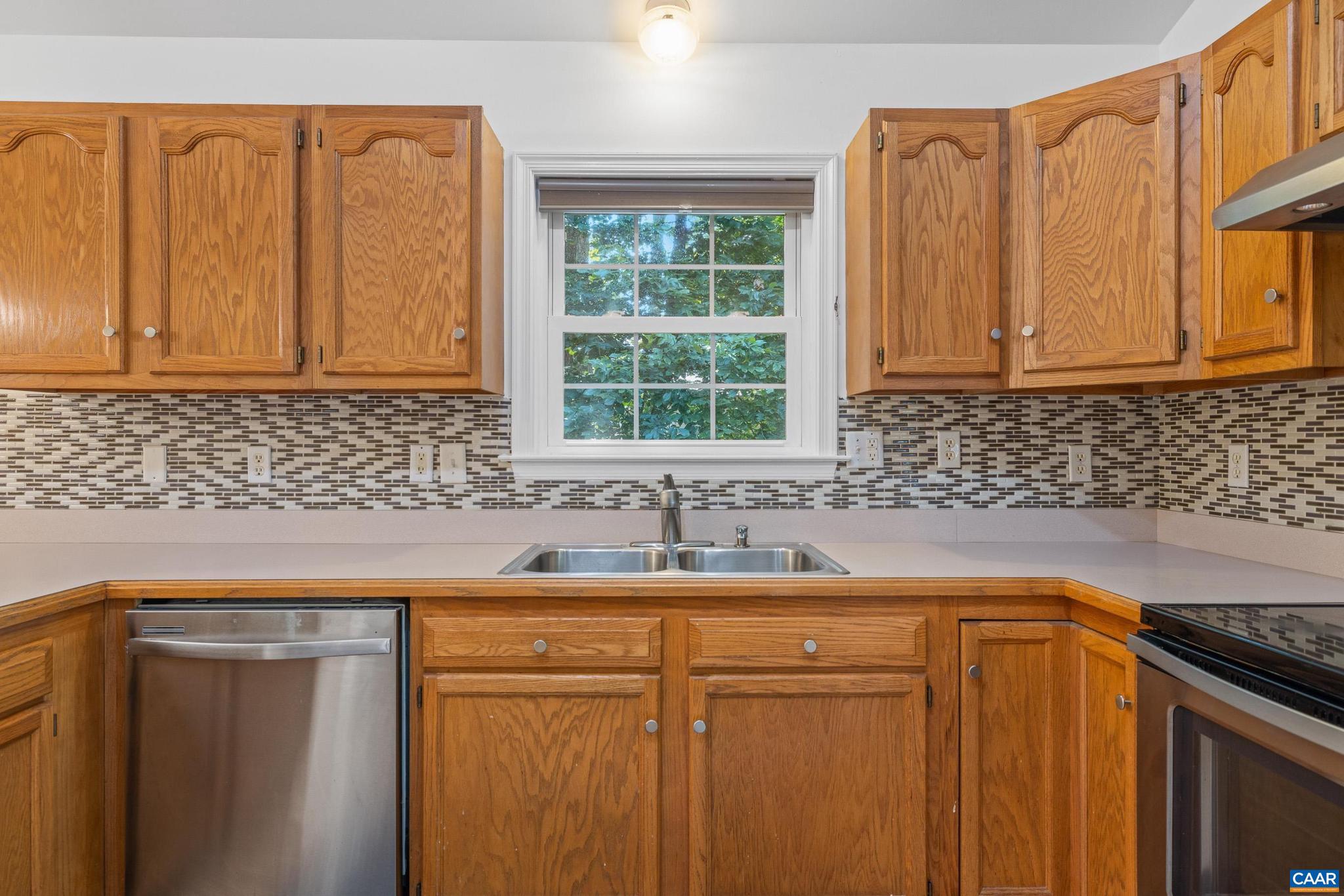 LAKE MONTICELLO - Residential