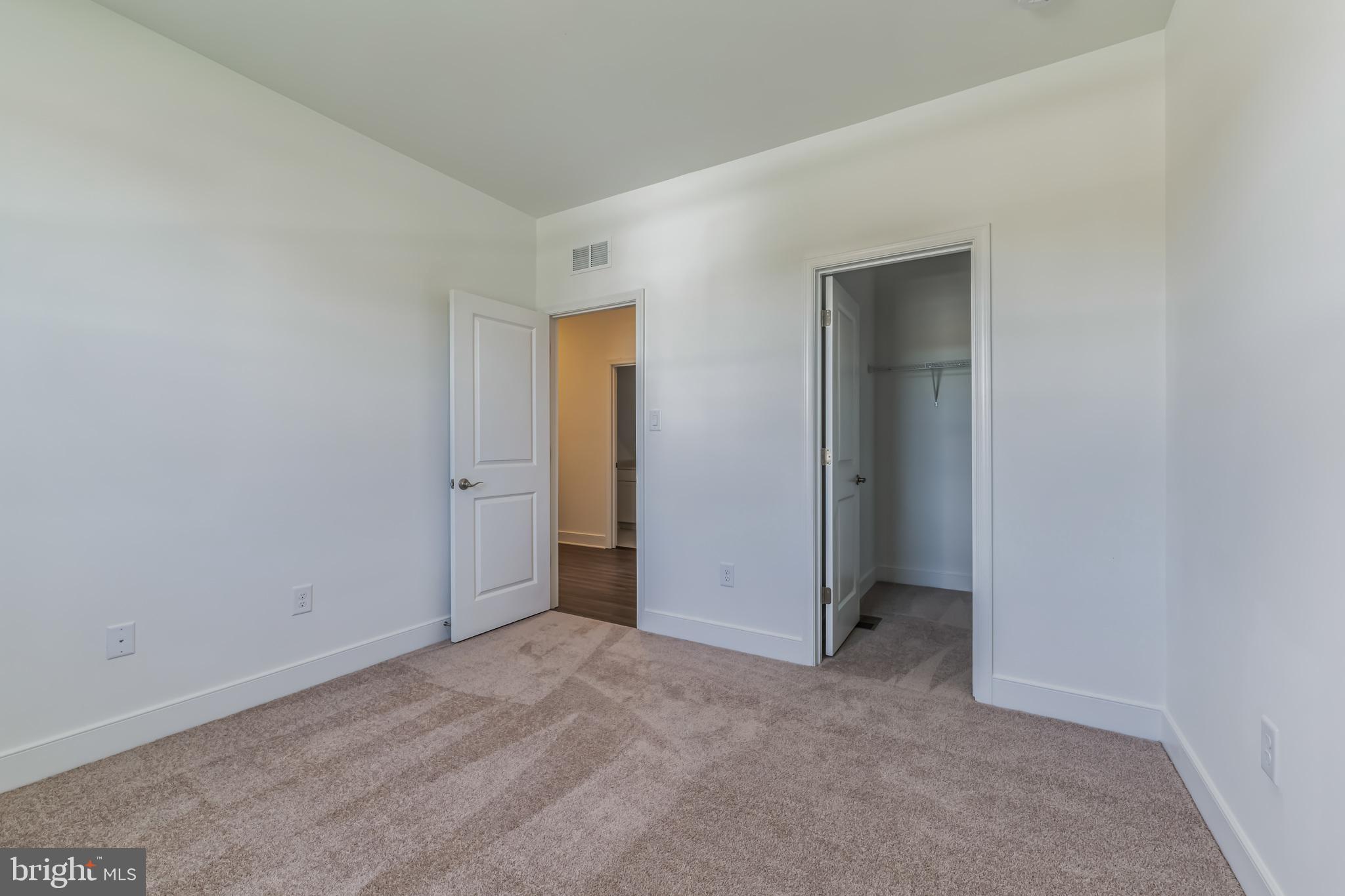 LIBERTY WEST - Residential