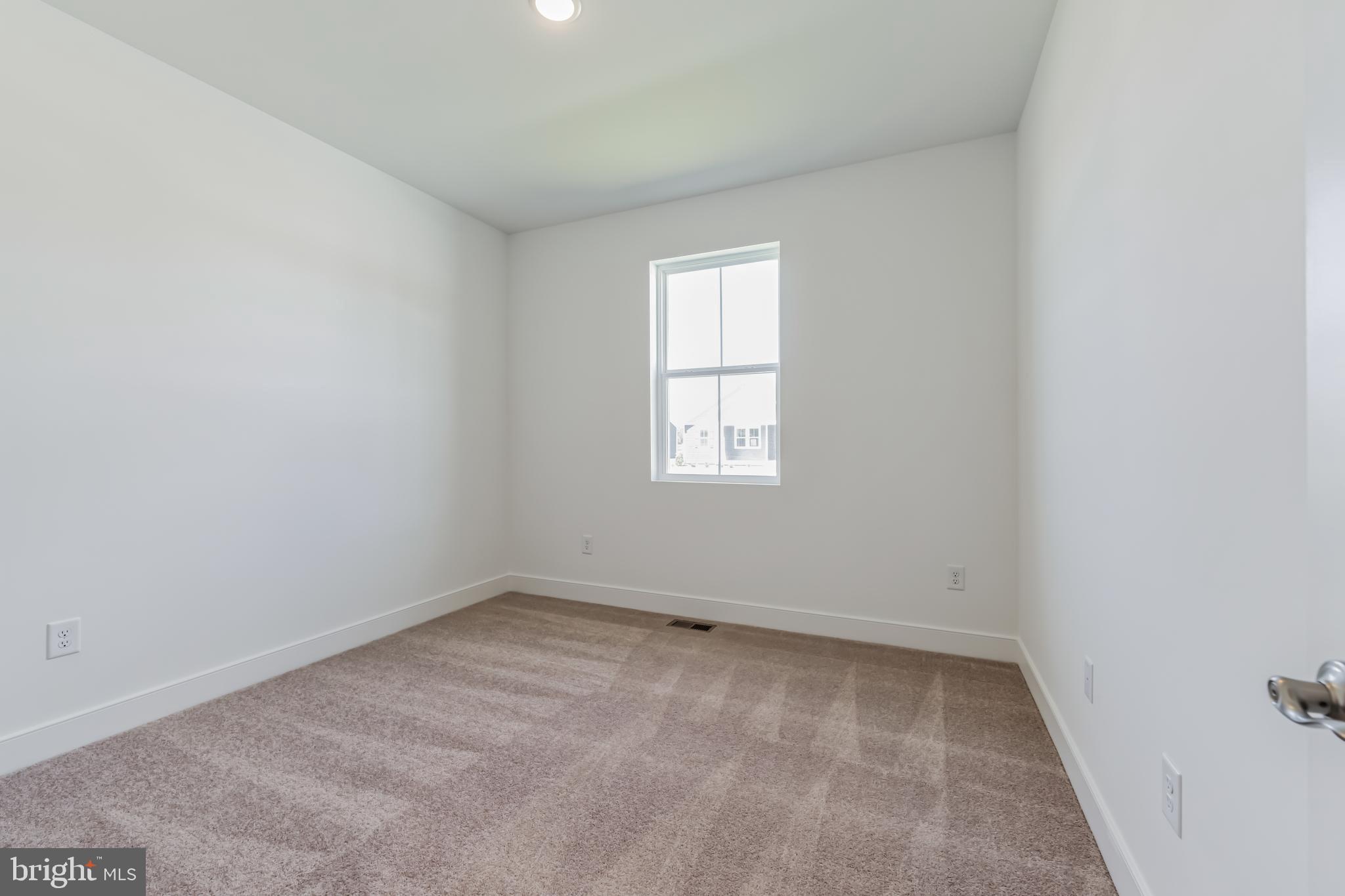 LIBERTY WEST - Residential