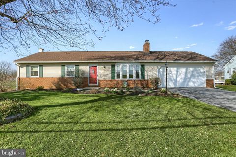 Photo of 303 Frogtown Road, Pequea, PA 17565 (MLS # PALA2048130)