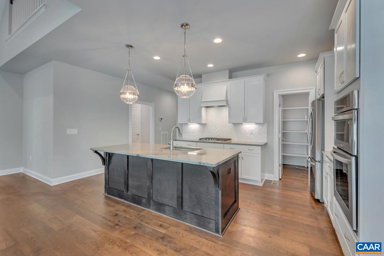 OLD TRAIL - Residential