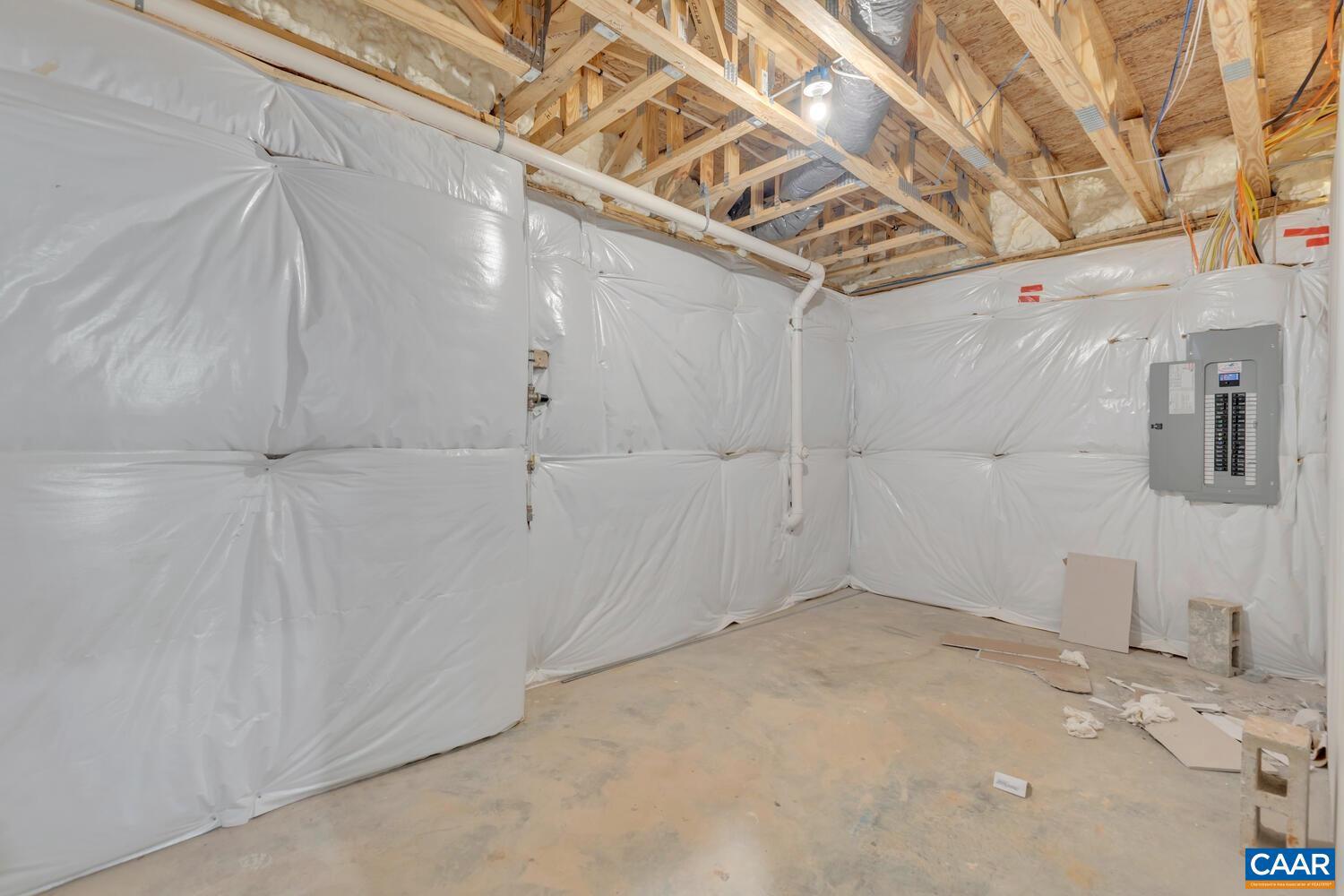 OLD TRAIL - Residential