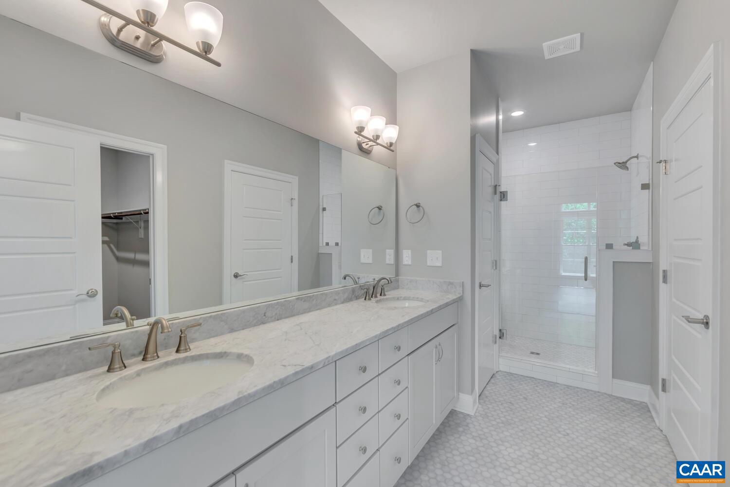 OLD TRAIL - Residential