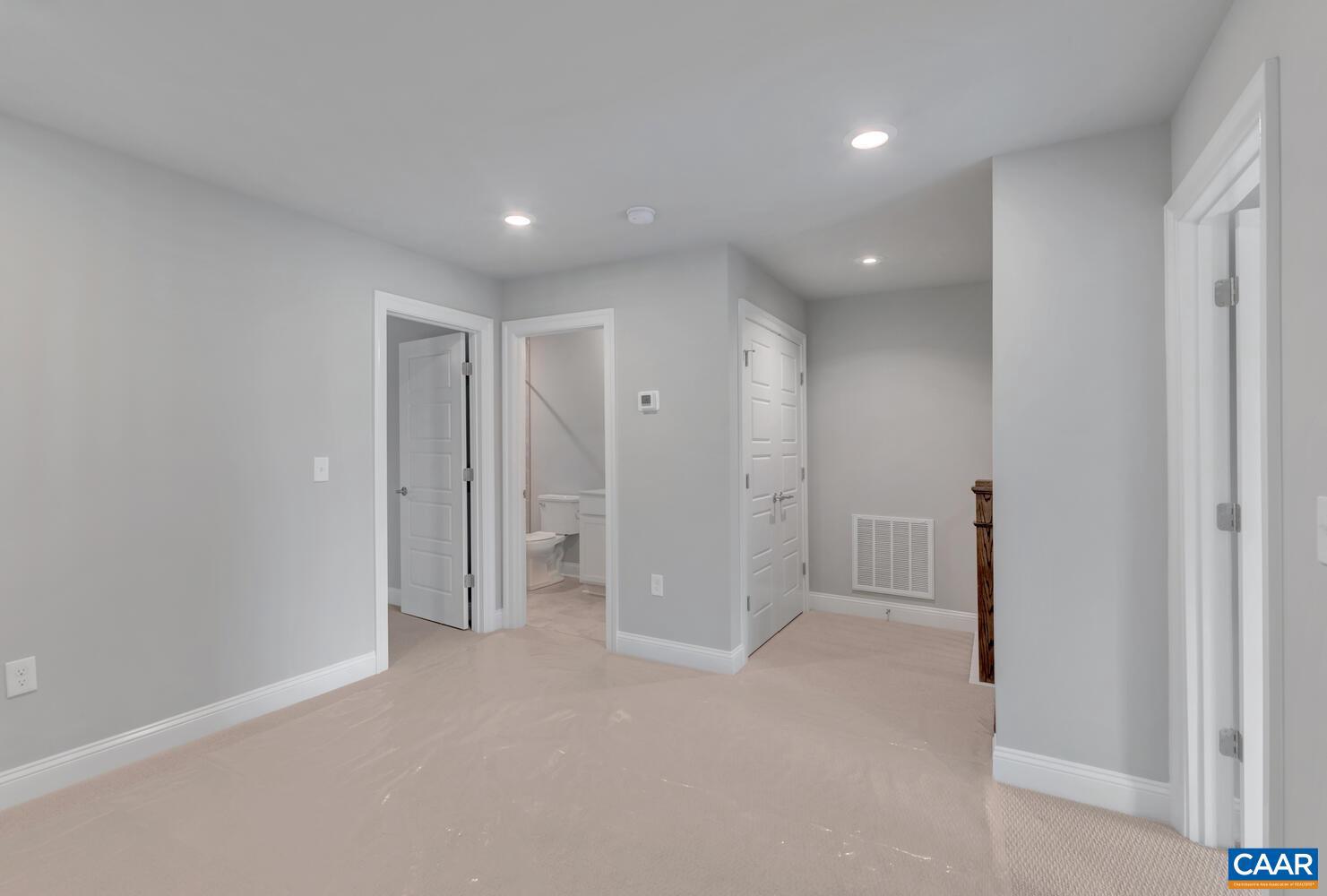 OLD TRAIL - Residential