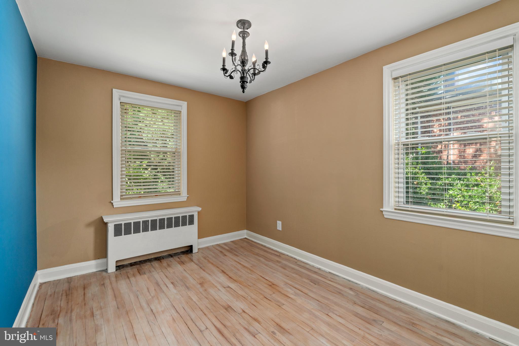 MOUNT WASHINGTON - Residential Lease