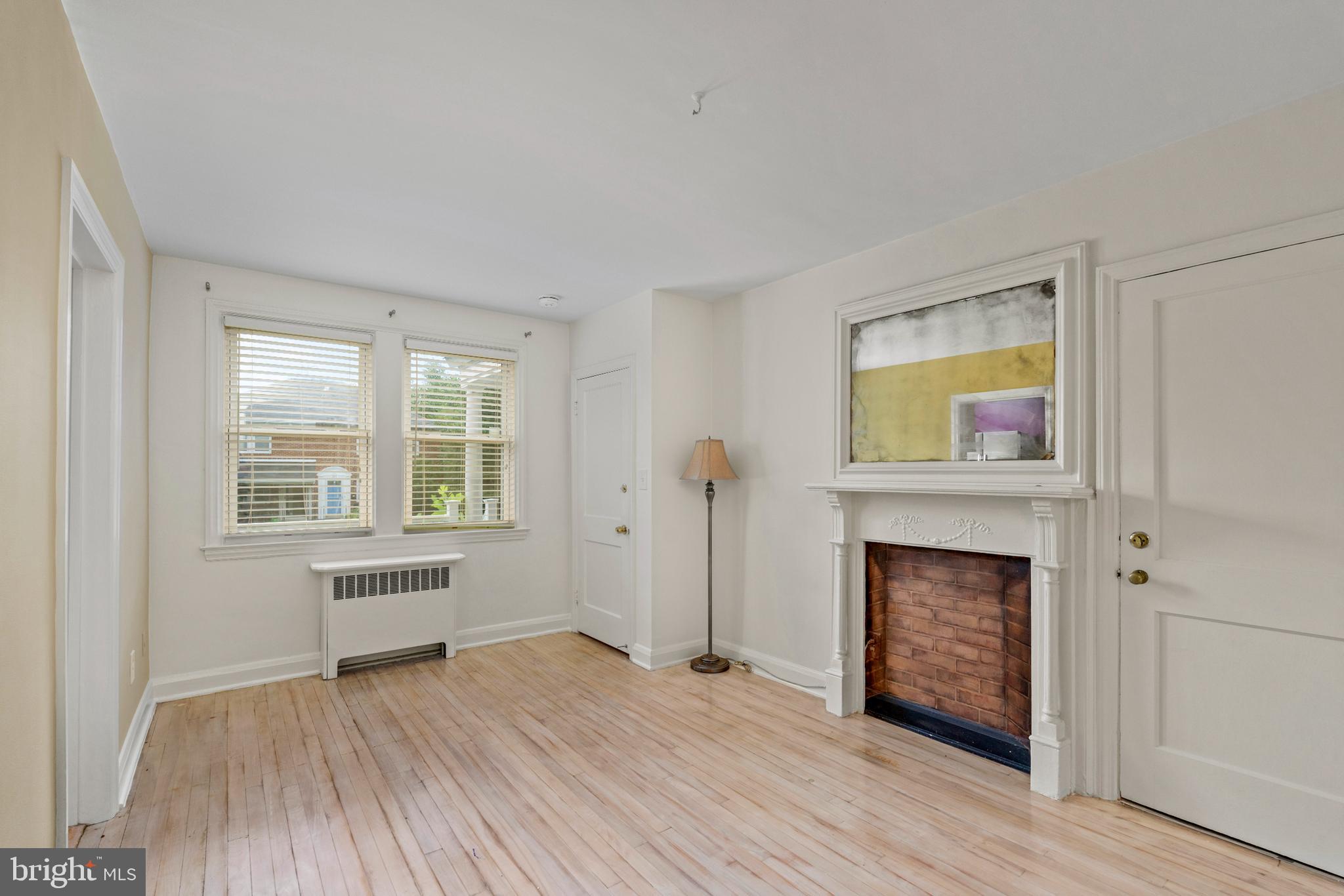 MOUNT WASHINGTON - Residential Lease