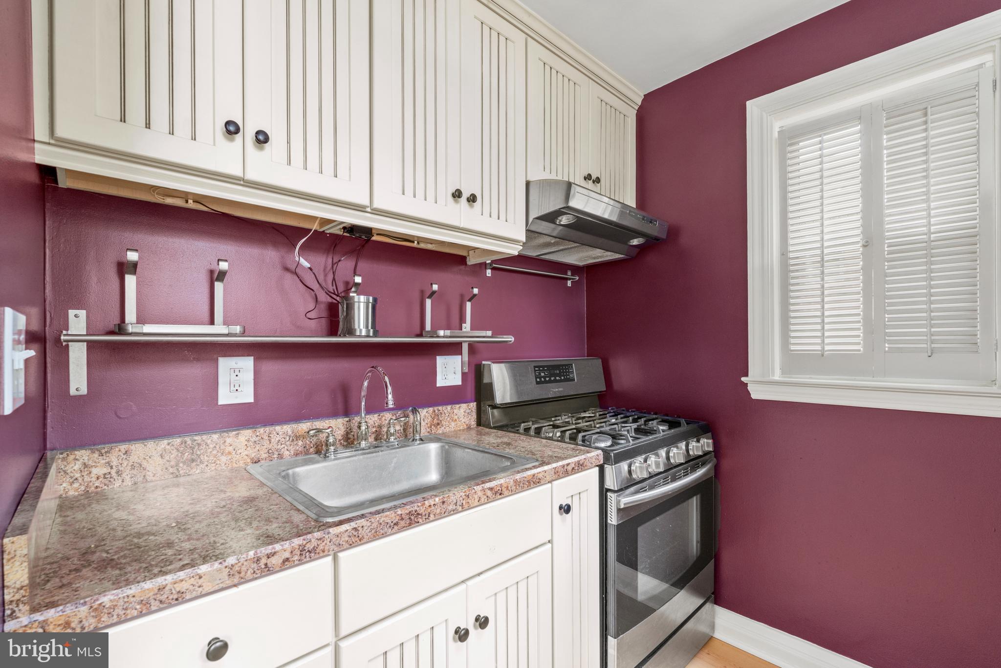 MOUNT WASHINGTON - Residential Lease