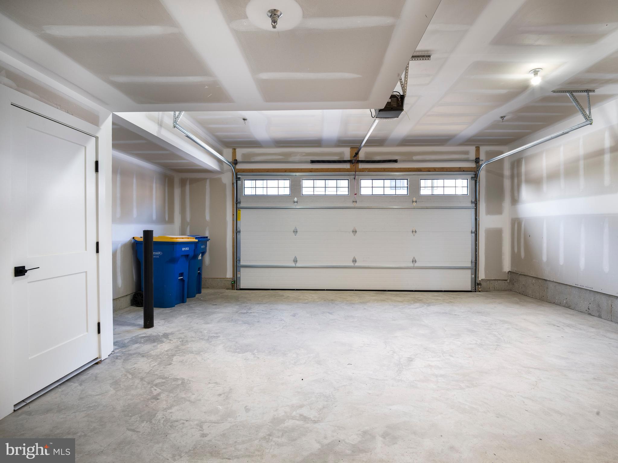 NEWTOWN WALK AT ELLIS PRESERVE - Residential