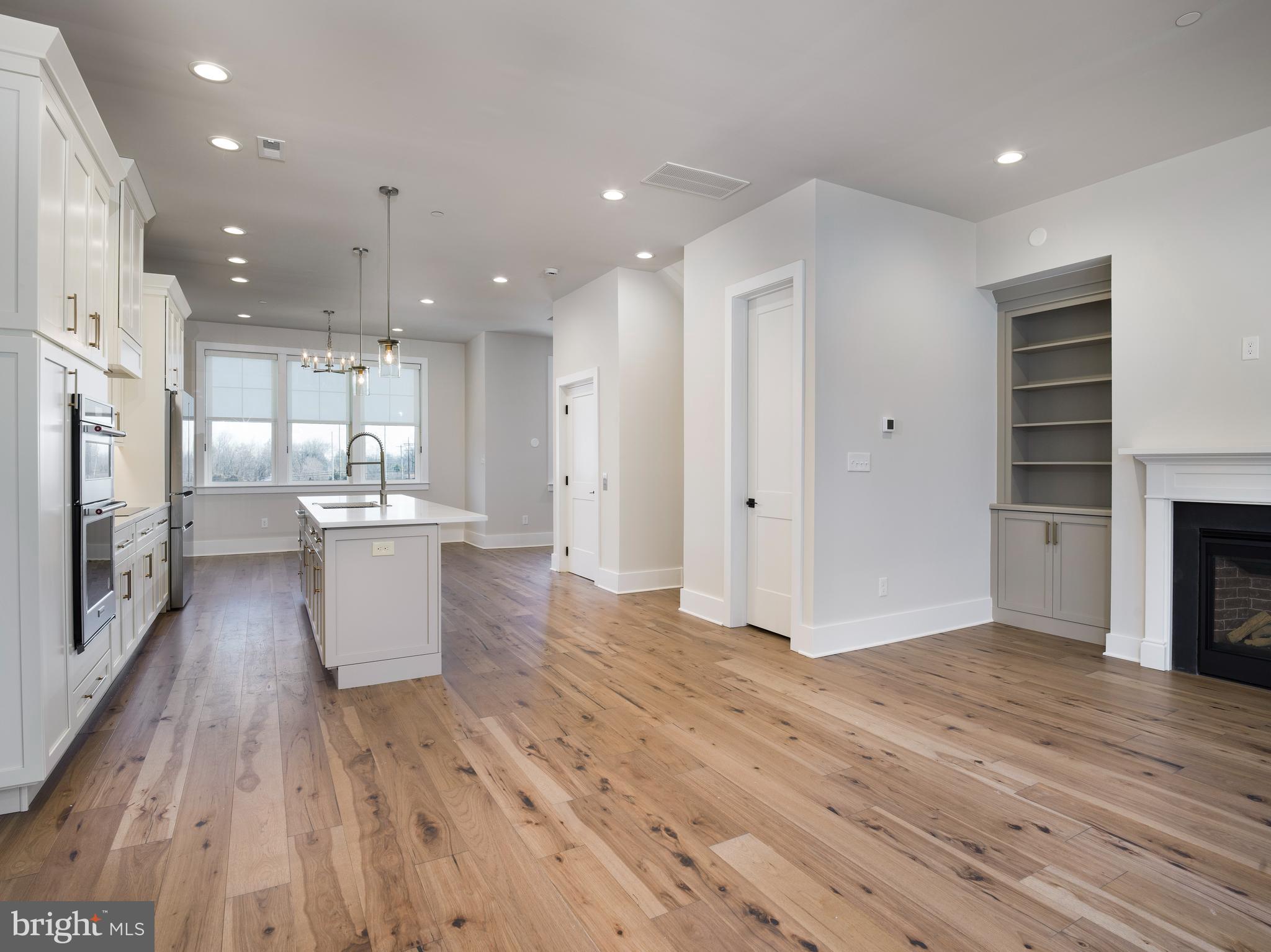 NEWTOWN WALK AT ELLIS PRESERVE - Residential