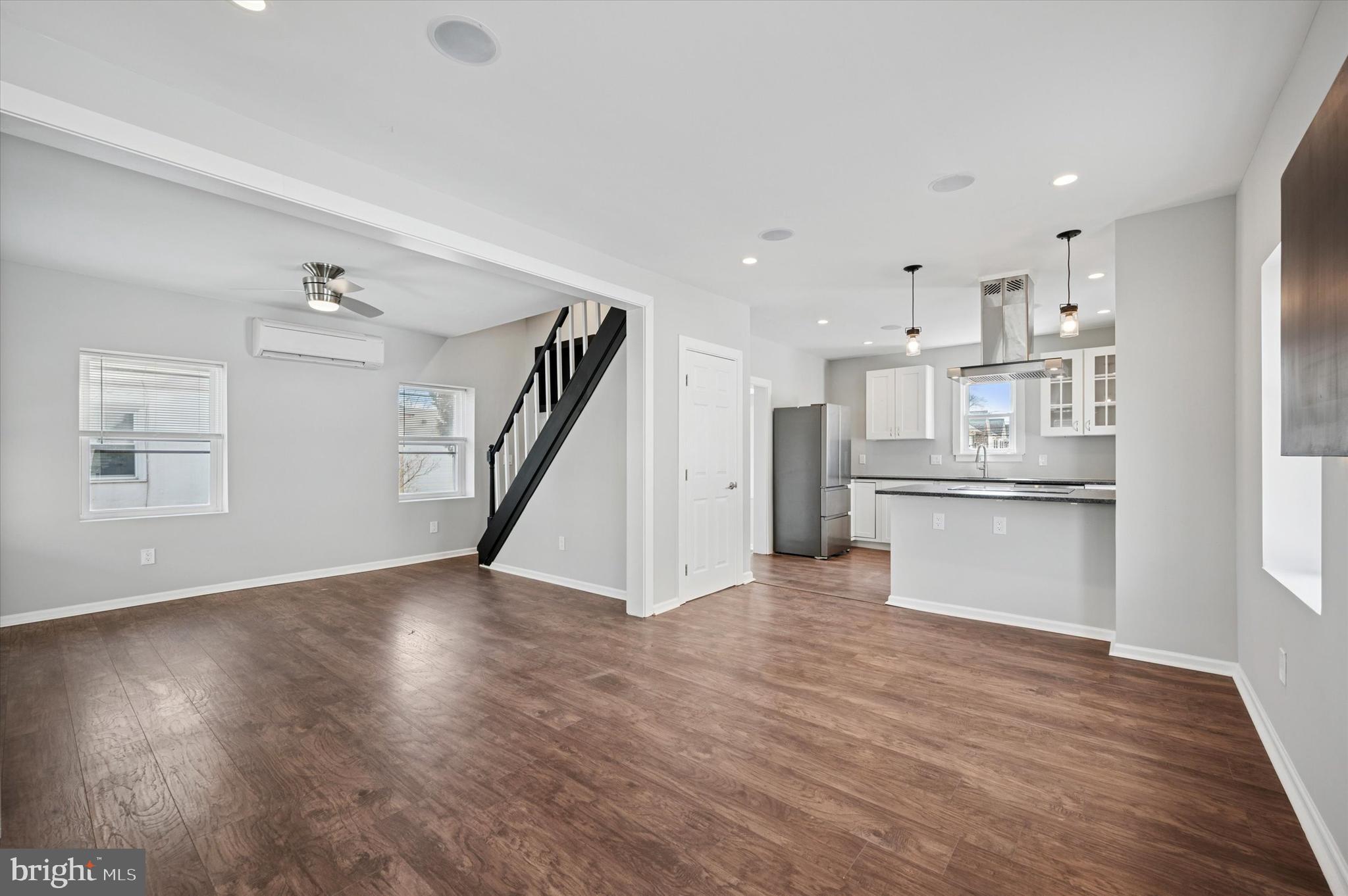 280 N MAIN STREET