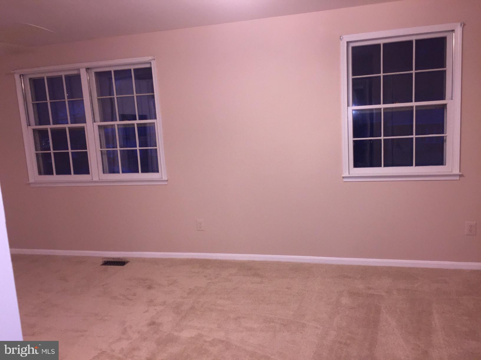 KINGS PARK WEST - Residential Lease