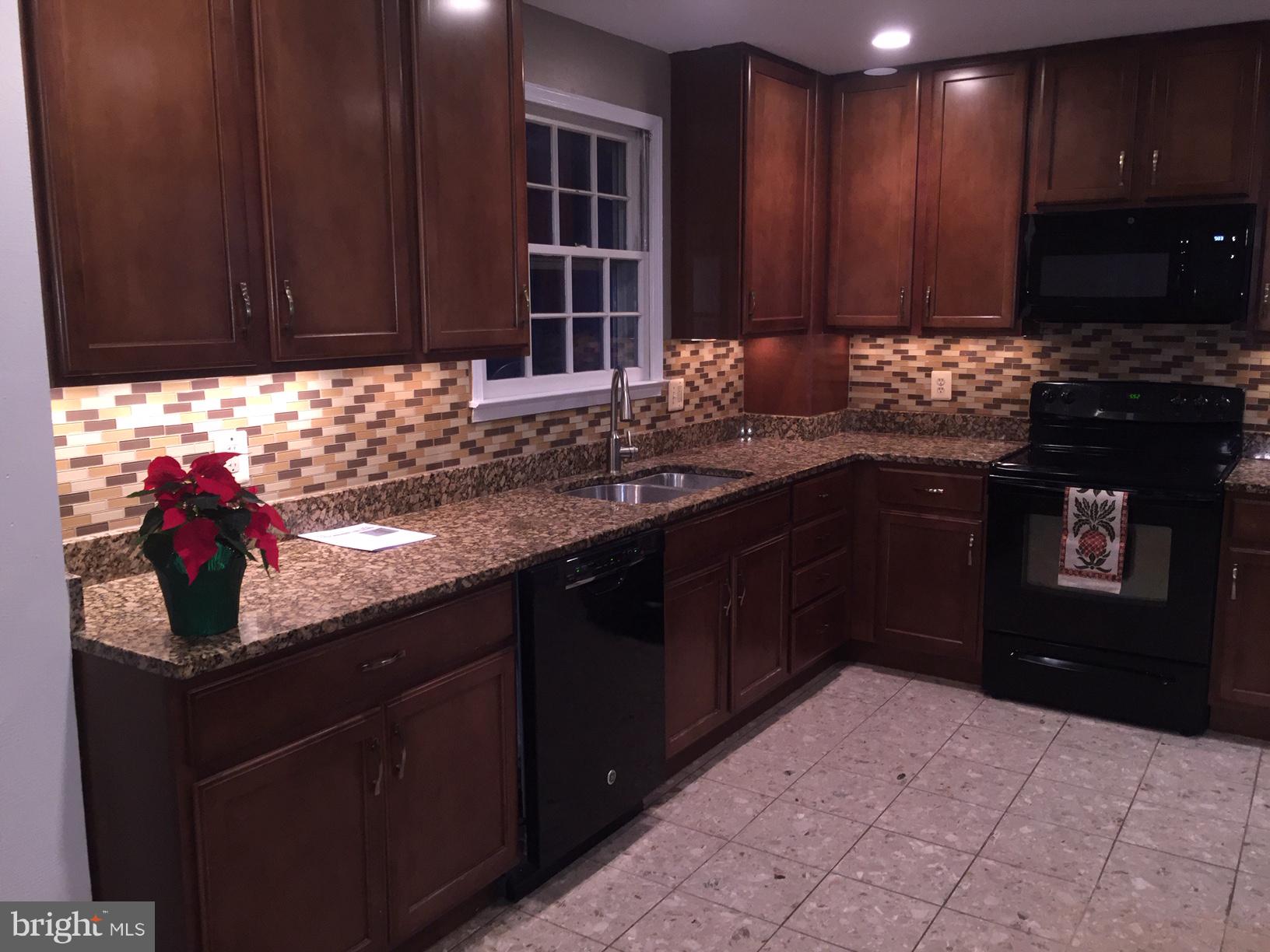 KINGS PARK WEST - Residential Lease