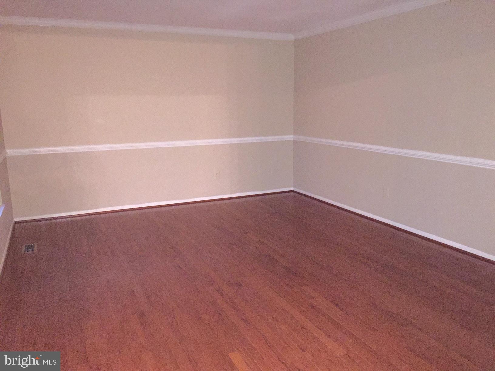 KINGS PARK WEST - Residential Lease