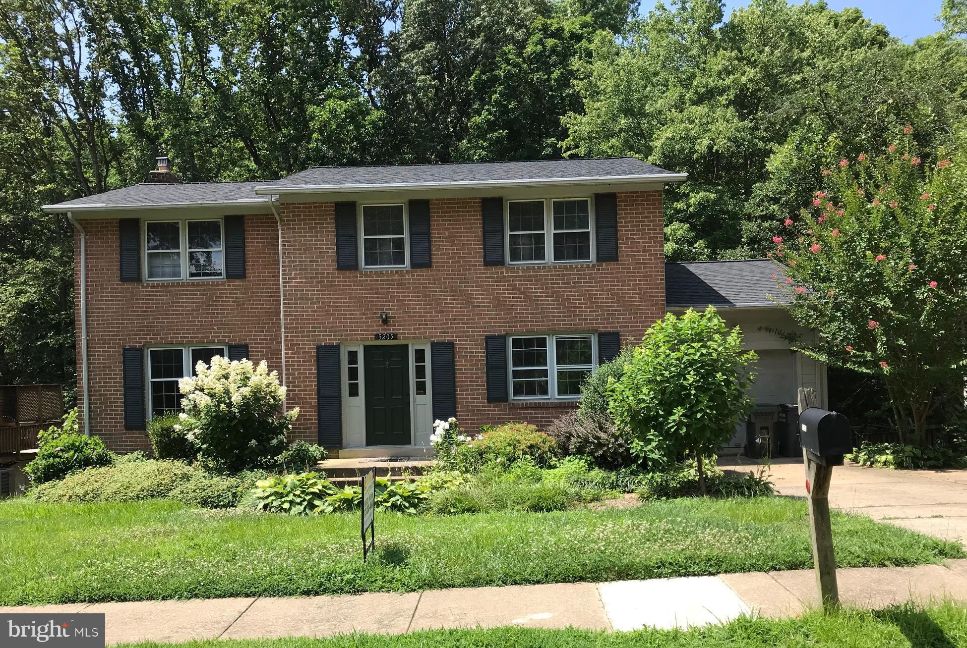 KINGS PARK WEST - Residential Lease