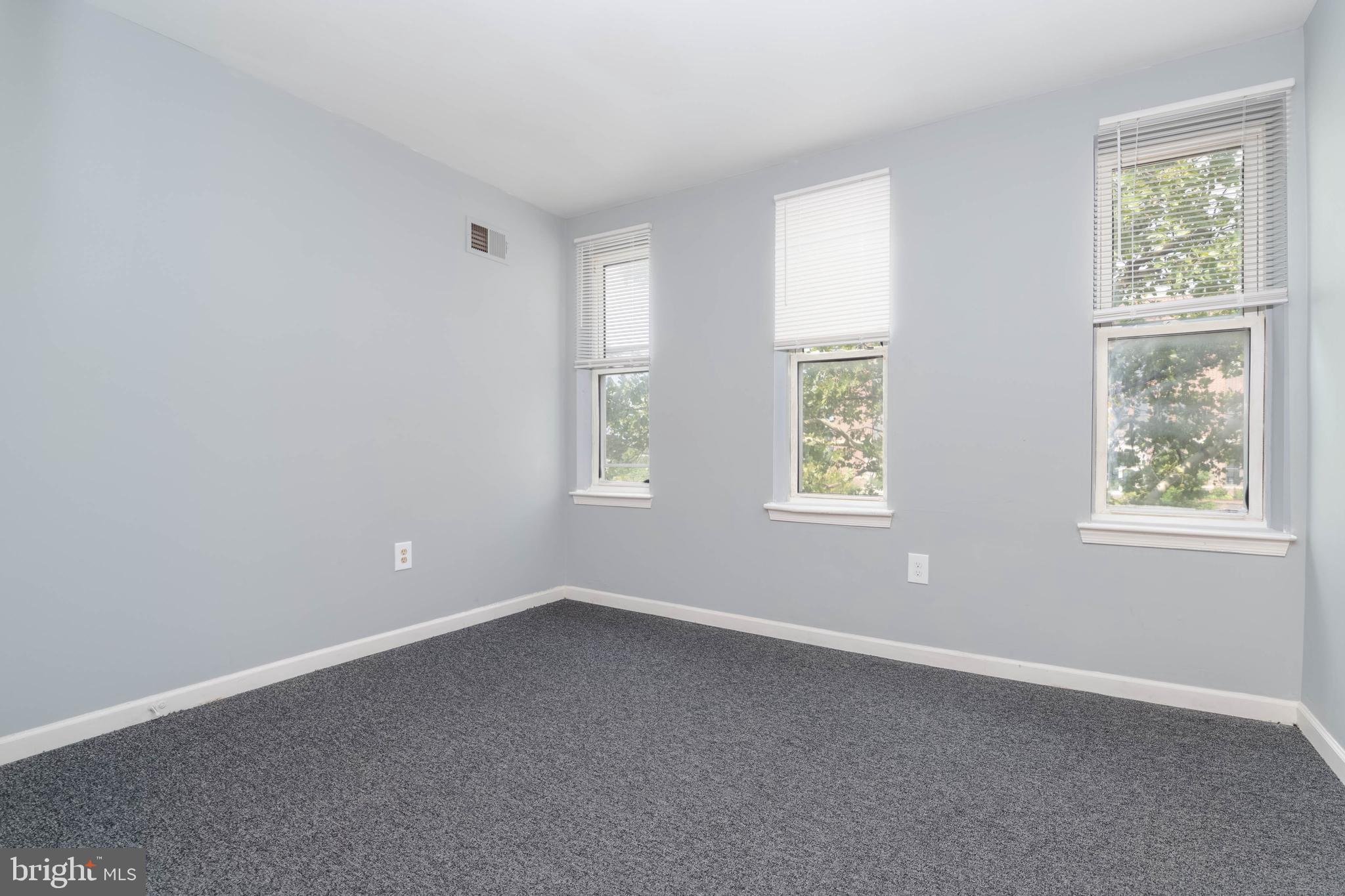 SANDTOWN-WINCHESTER - Residential