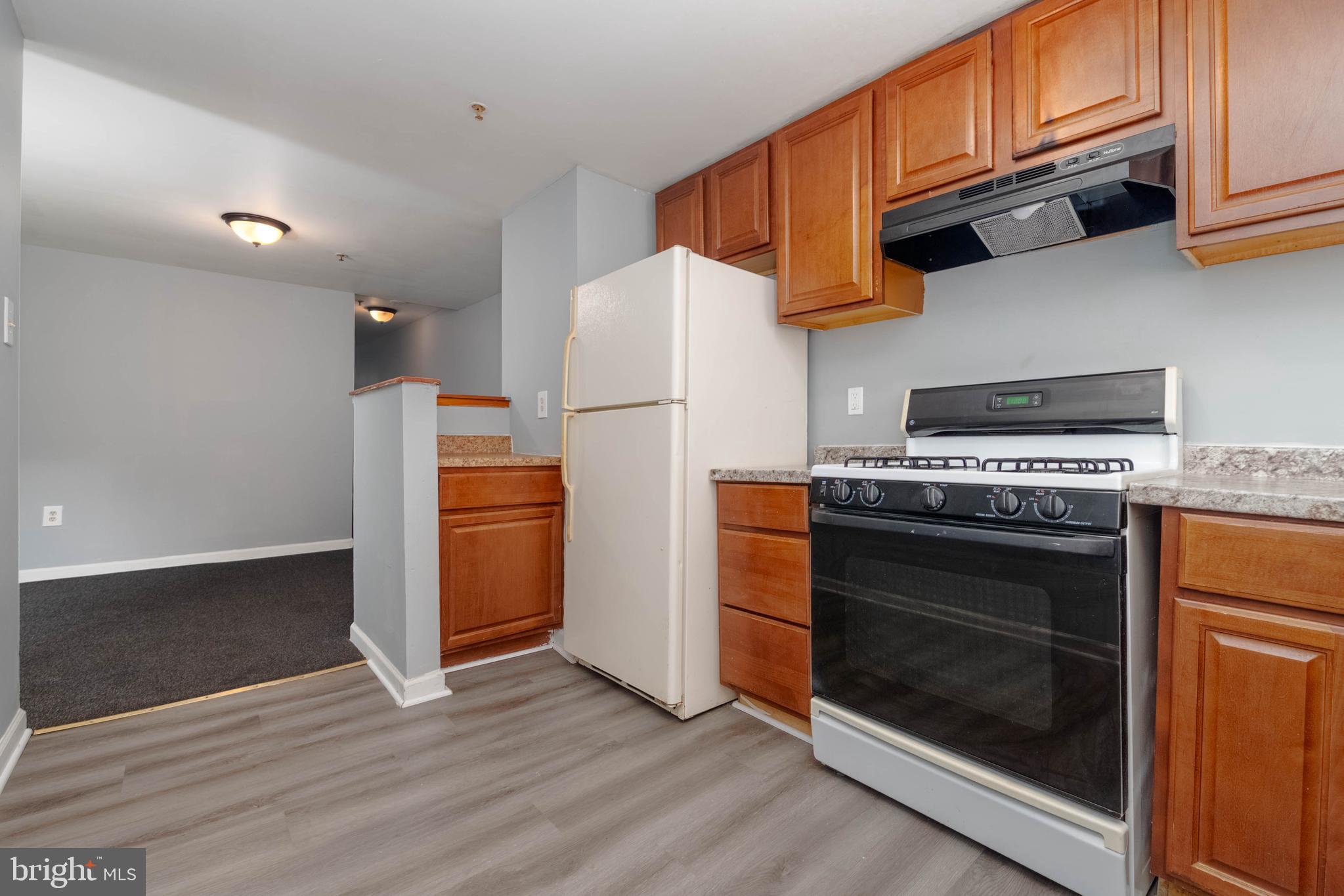 SANDTOWN-WINCHESTER - Residential