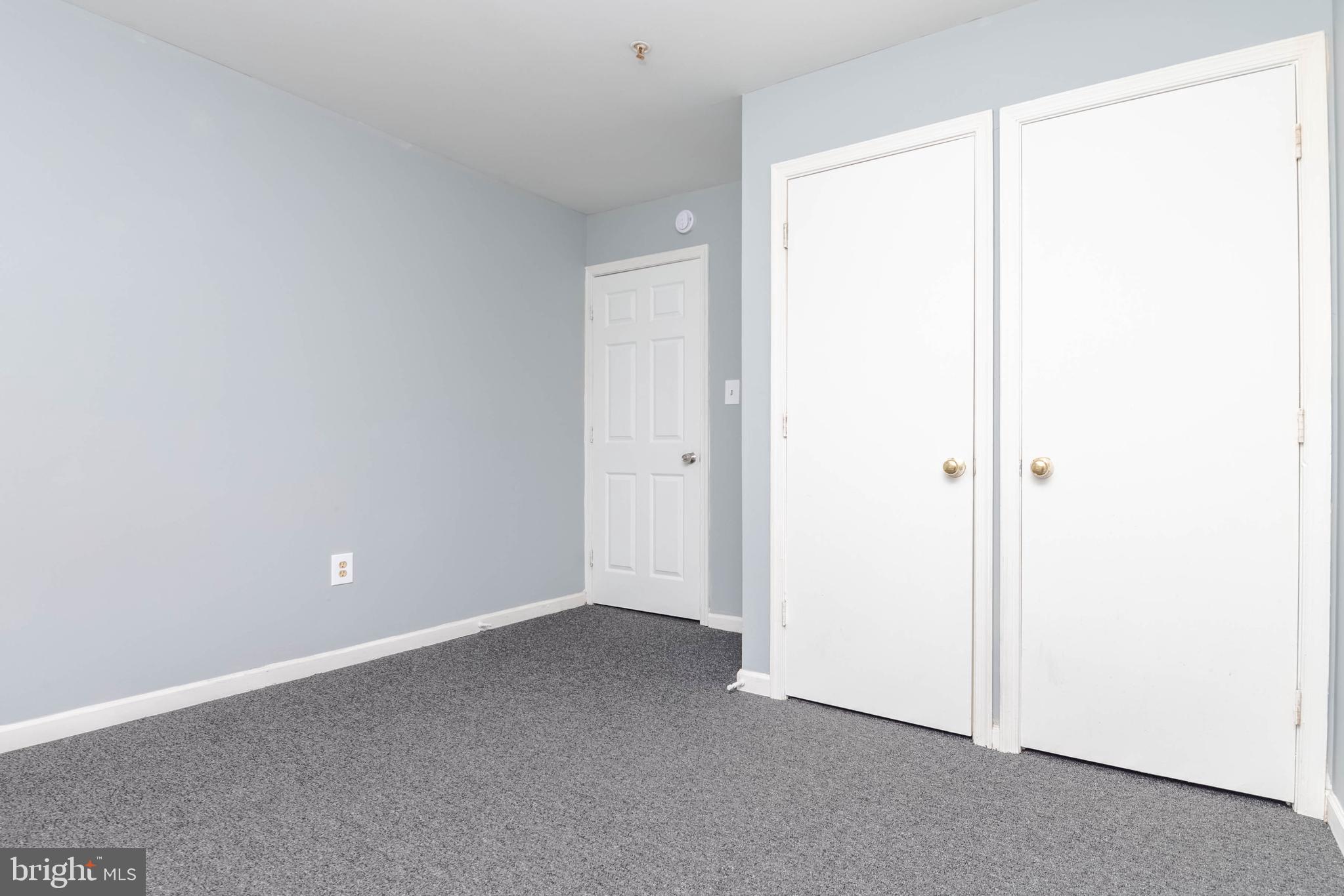 SANDTOWN-WINCHESTER - Residential