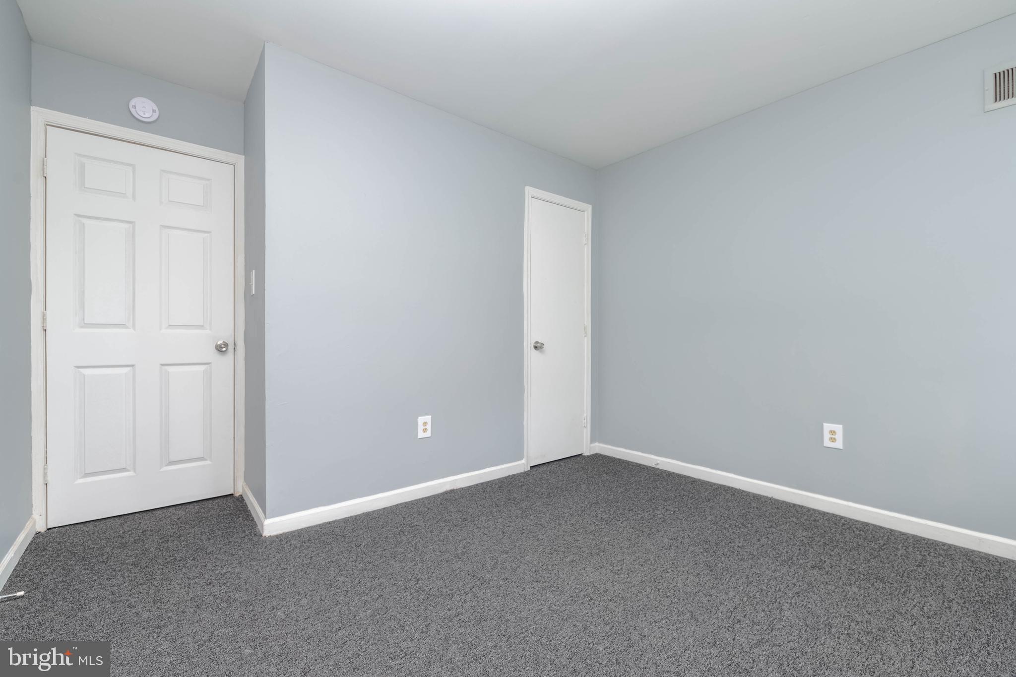 SANDTOWN-WINCHESTER - Residential