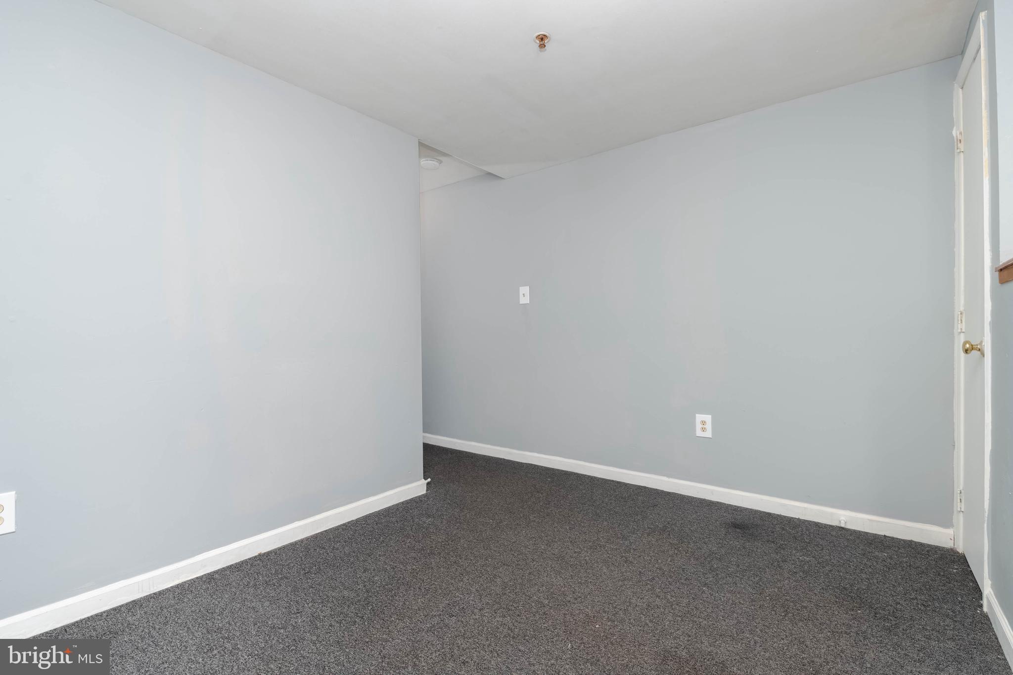 SANDTOWN-WINCHESTER - Residential