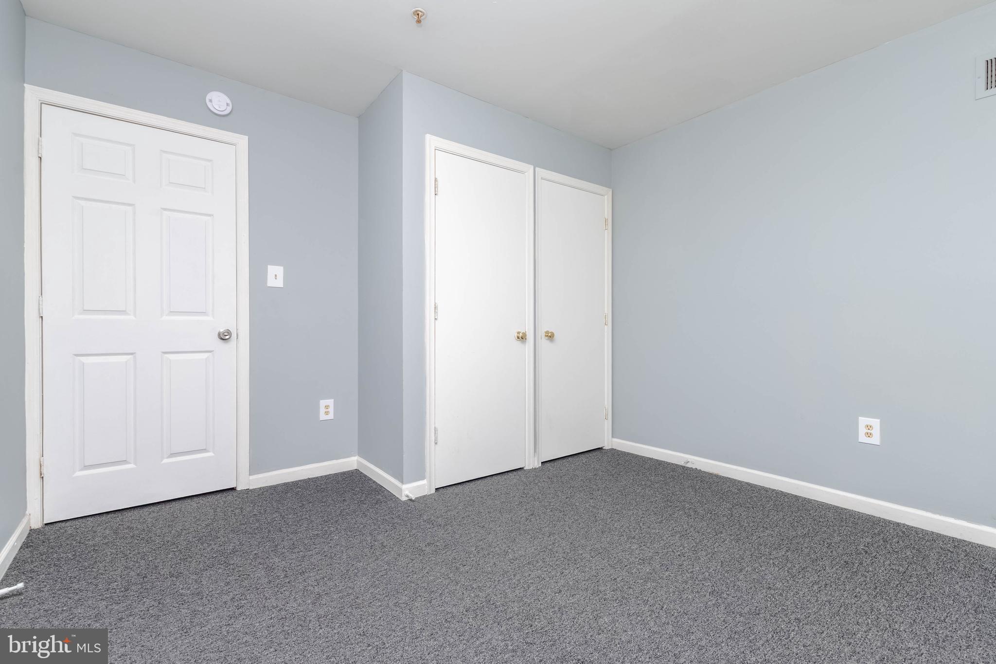 SANDTOWN-WINCHESTER - Residential