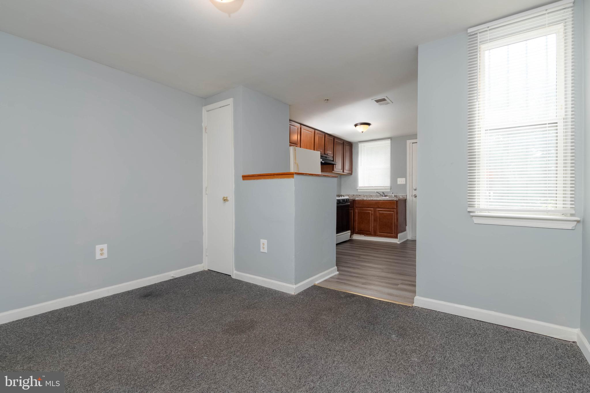 SANDTOWN-WINCHESTER - Residential