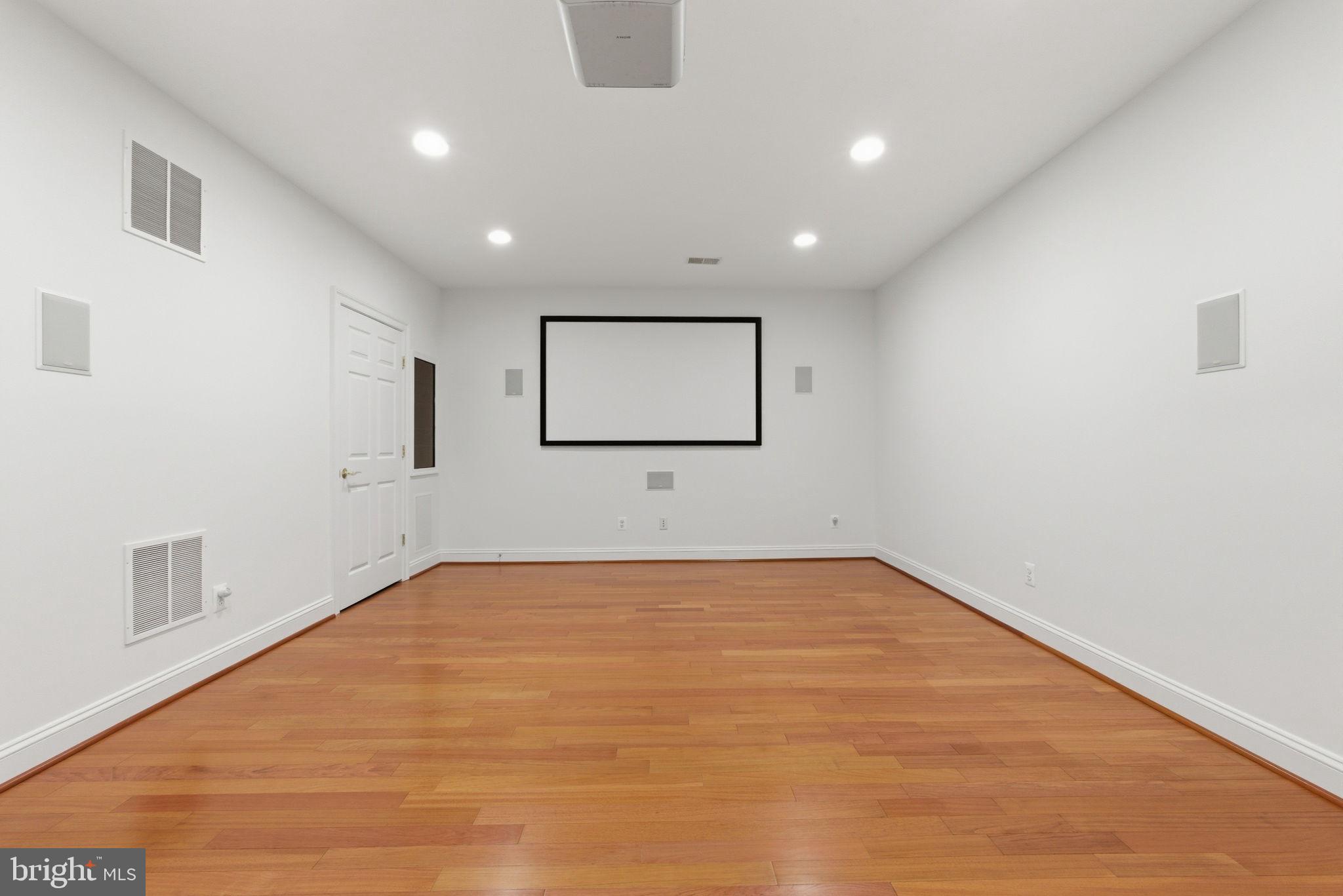 COVENTRY SPRINGS ESTATES - Residential