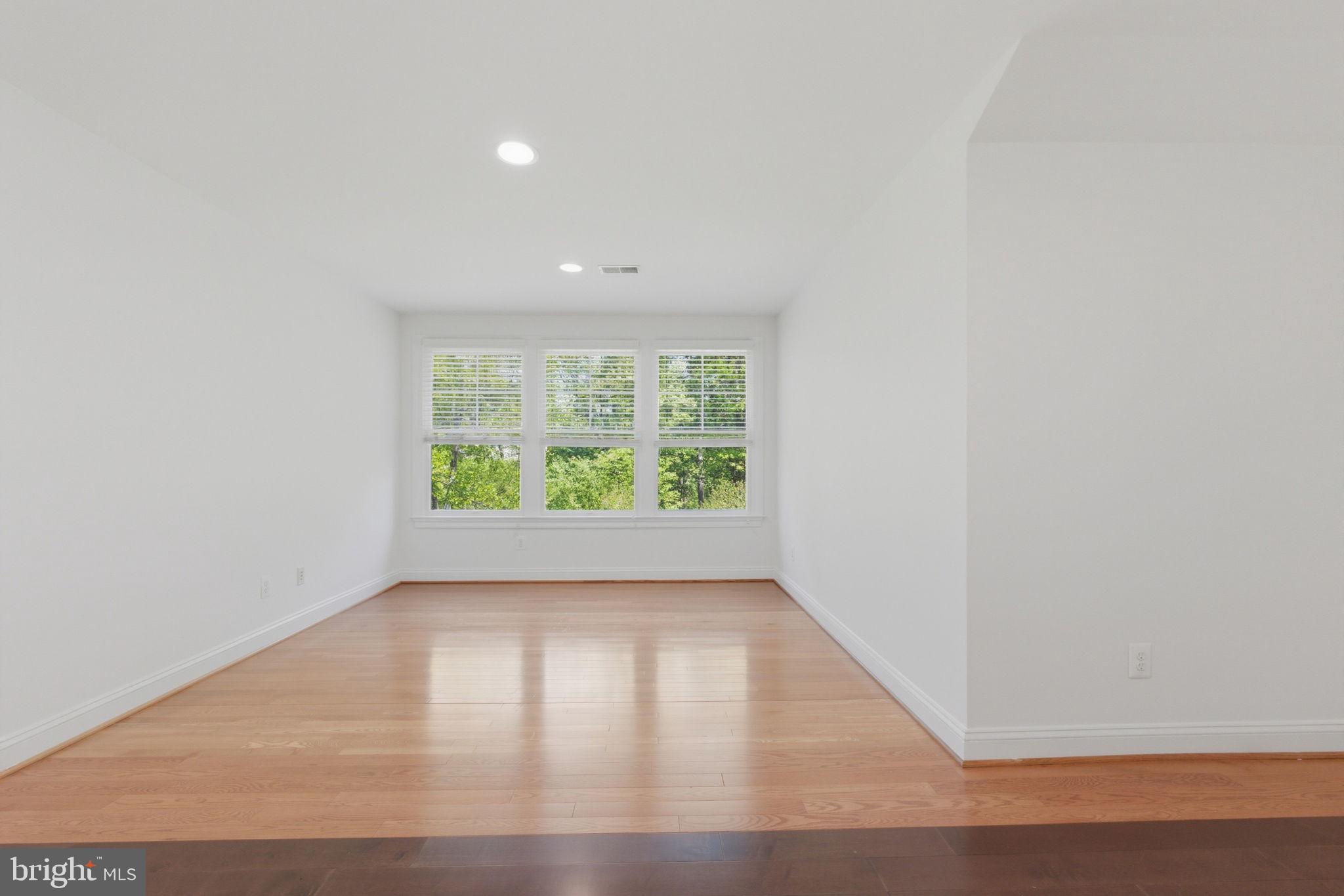 COVENTRY SPRINGS ESTATES - Residential