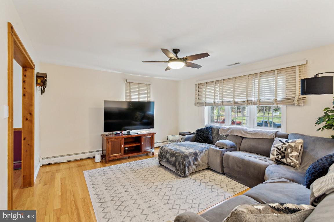 11 ACORN DRIVE