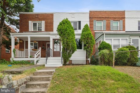 141 LYNHAVEN DRIVE ALEXANDRIA VA 22305