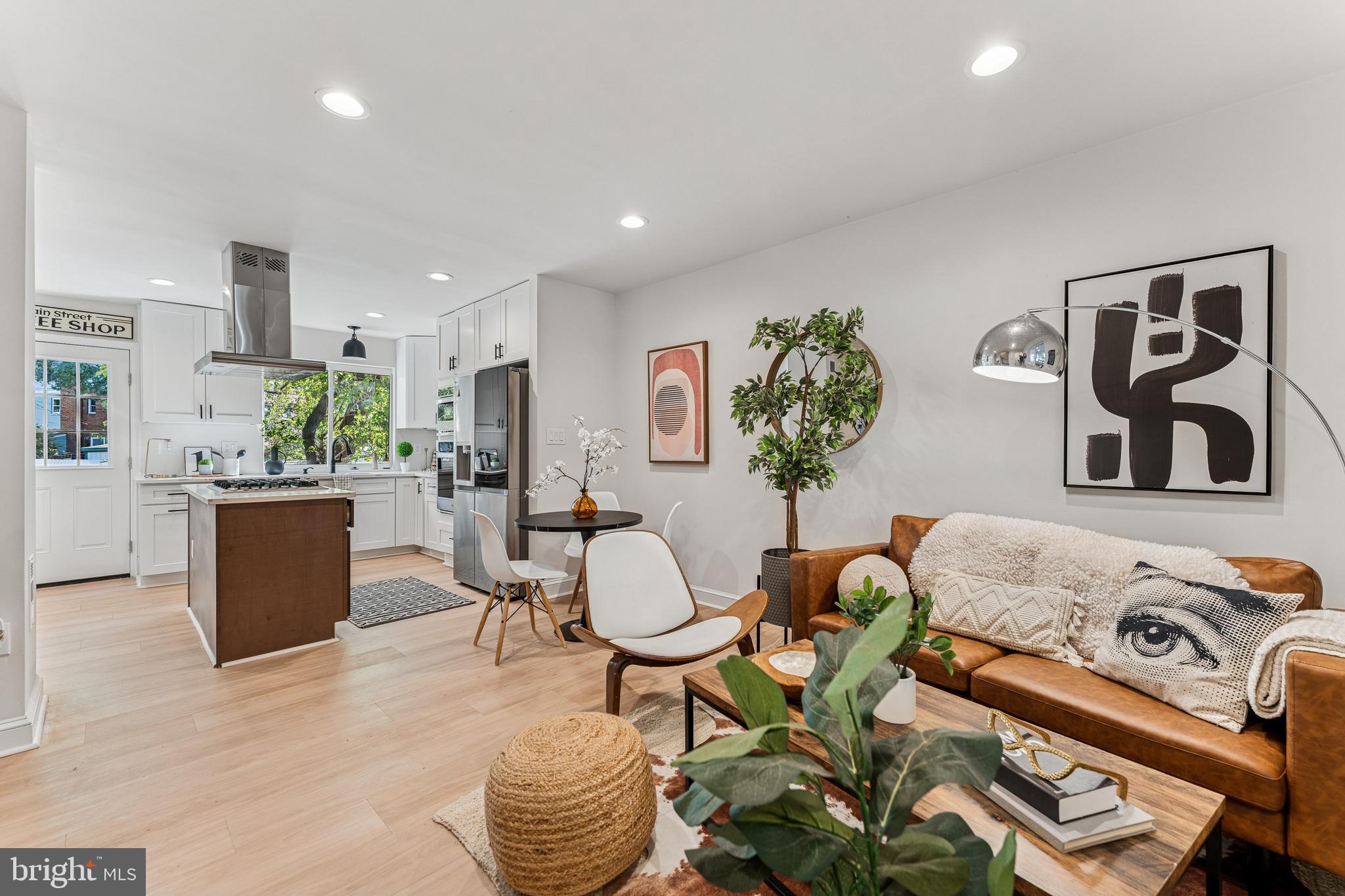 141 LYNHAVEN DRIVE