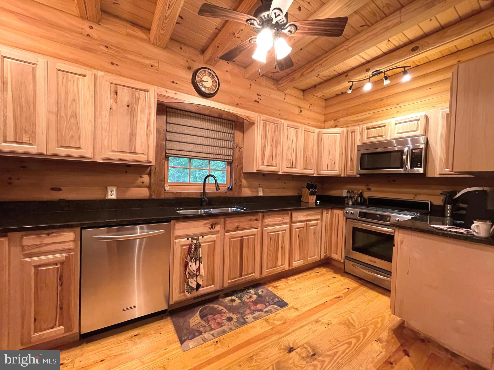 185 HIDDEN VALLEY LANE