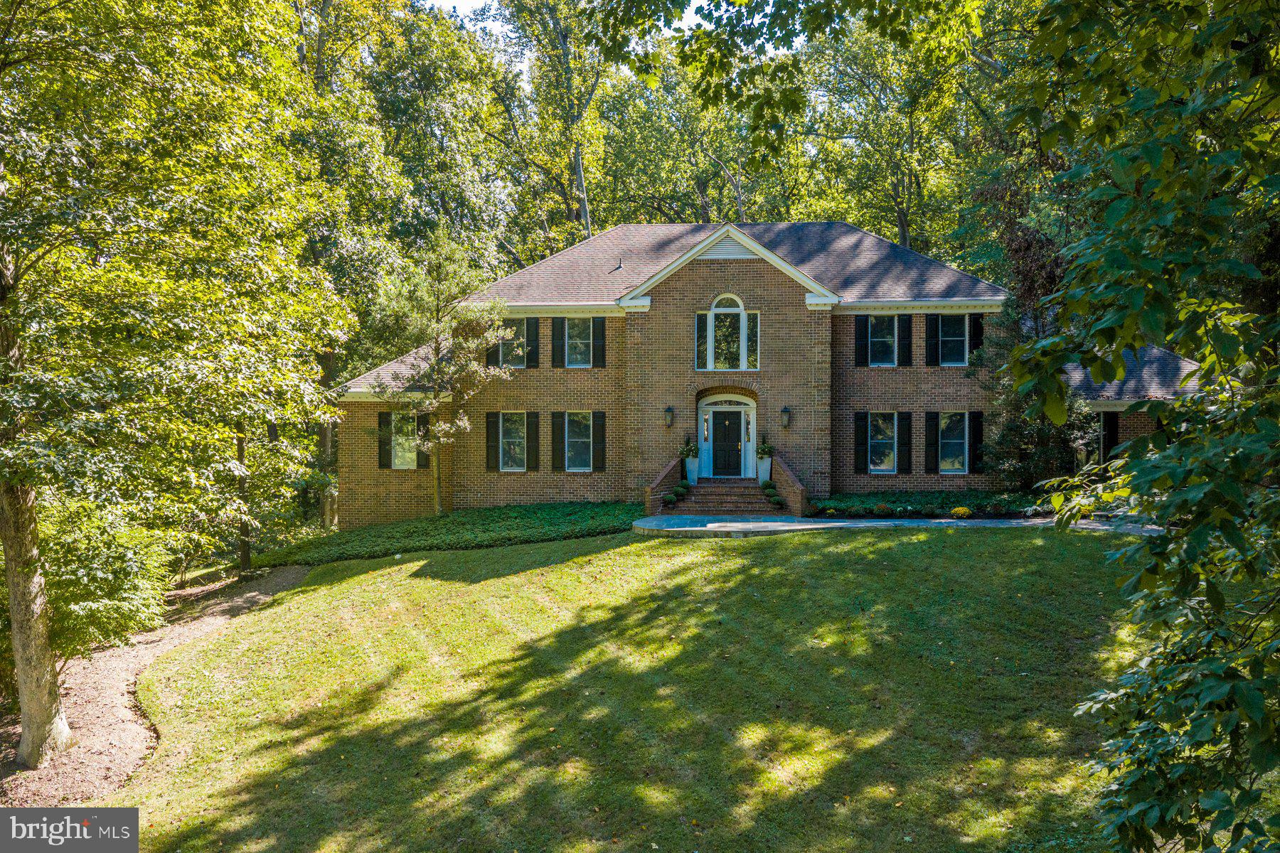 2426 WESTMINSTER DRIVE