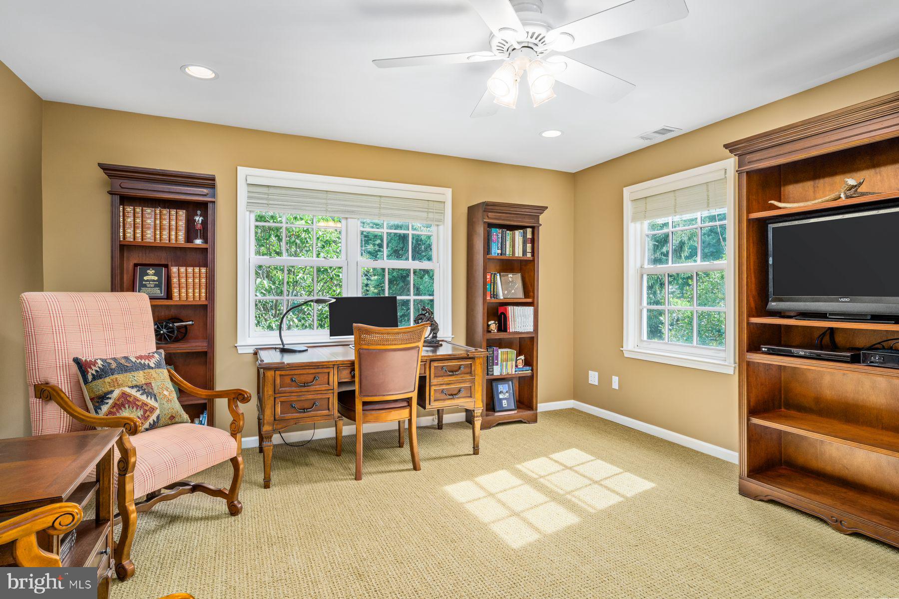 STONEGATE - Residential