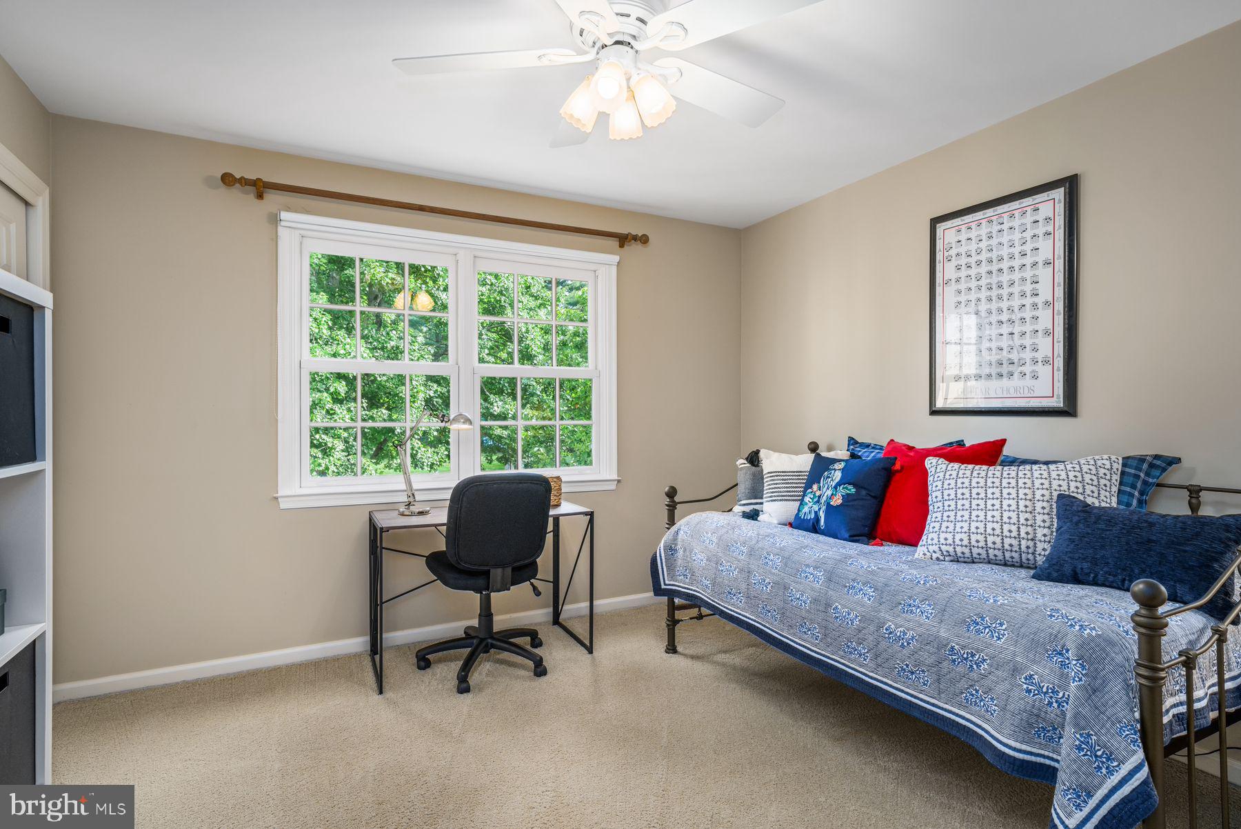STONEGATE - Residential