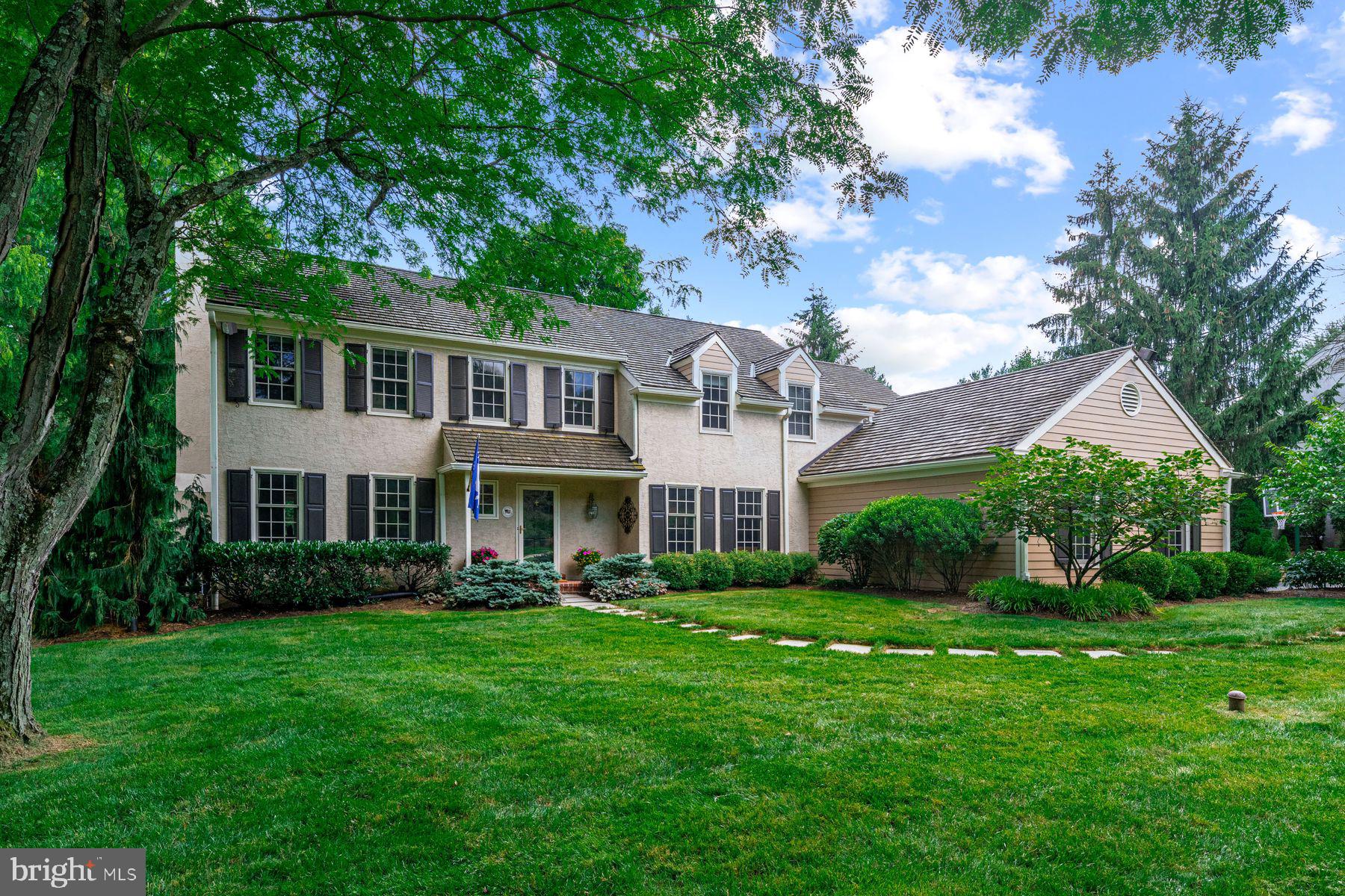 STONEGATE - Residential