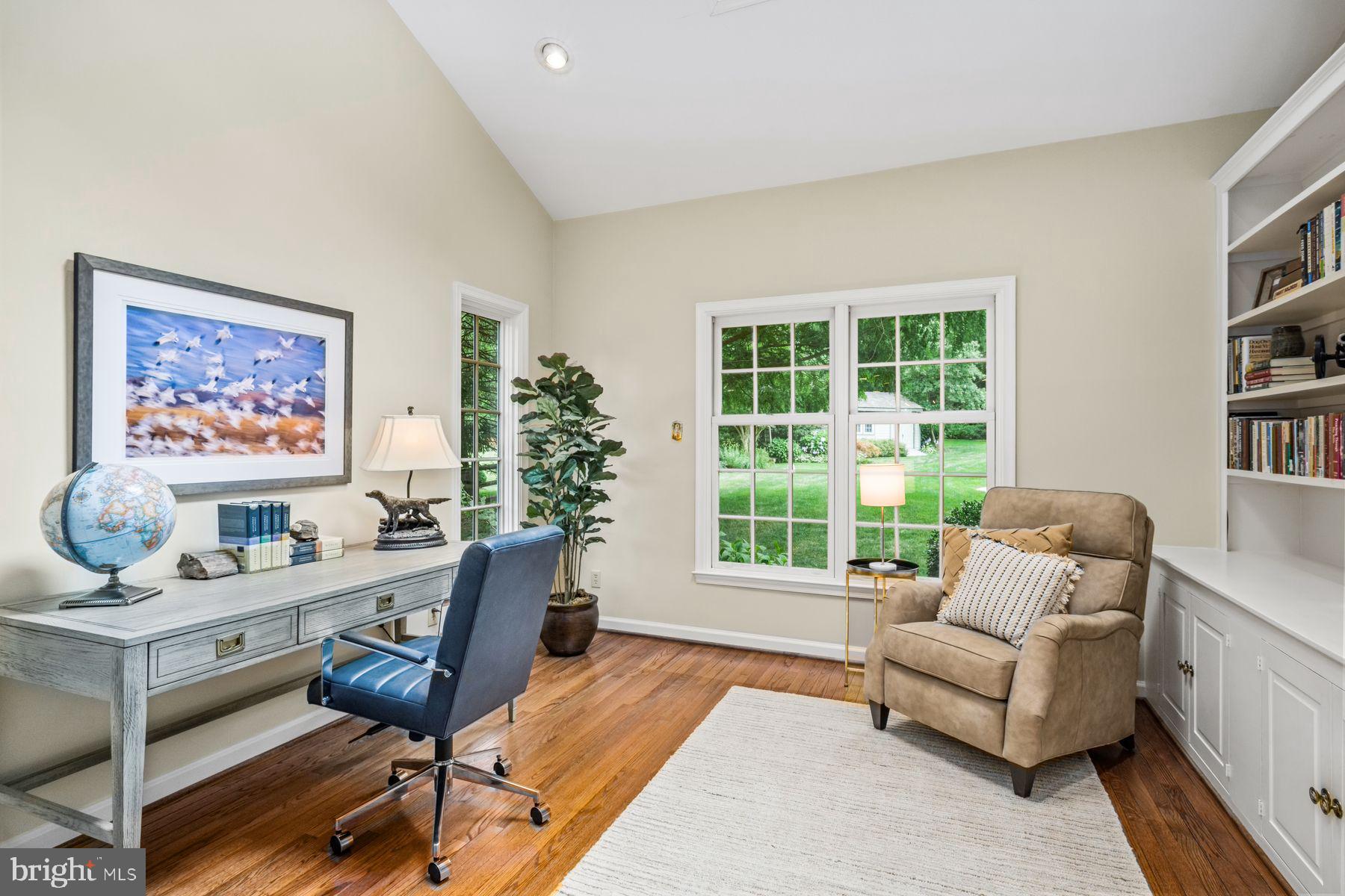 STONEGATE - Residential