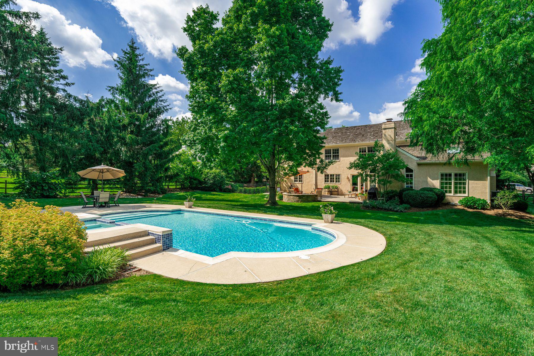 STONEGATE - Residential