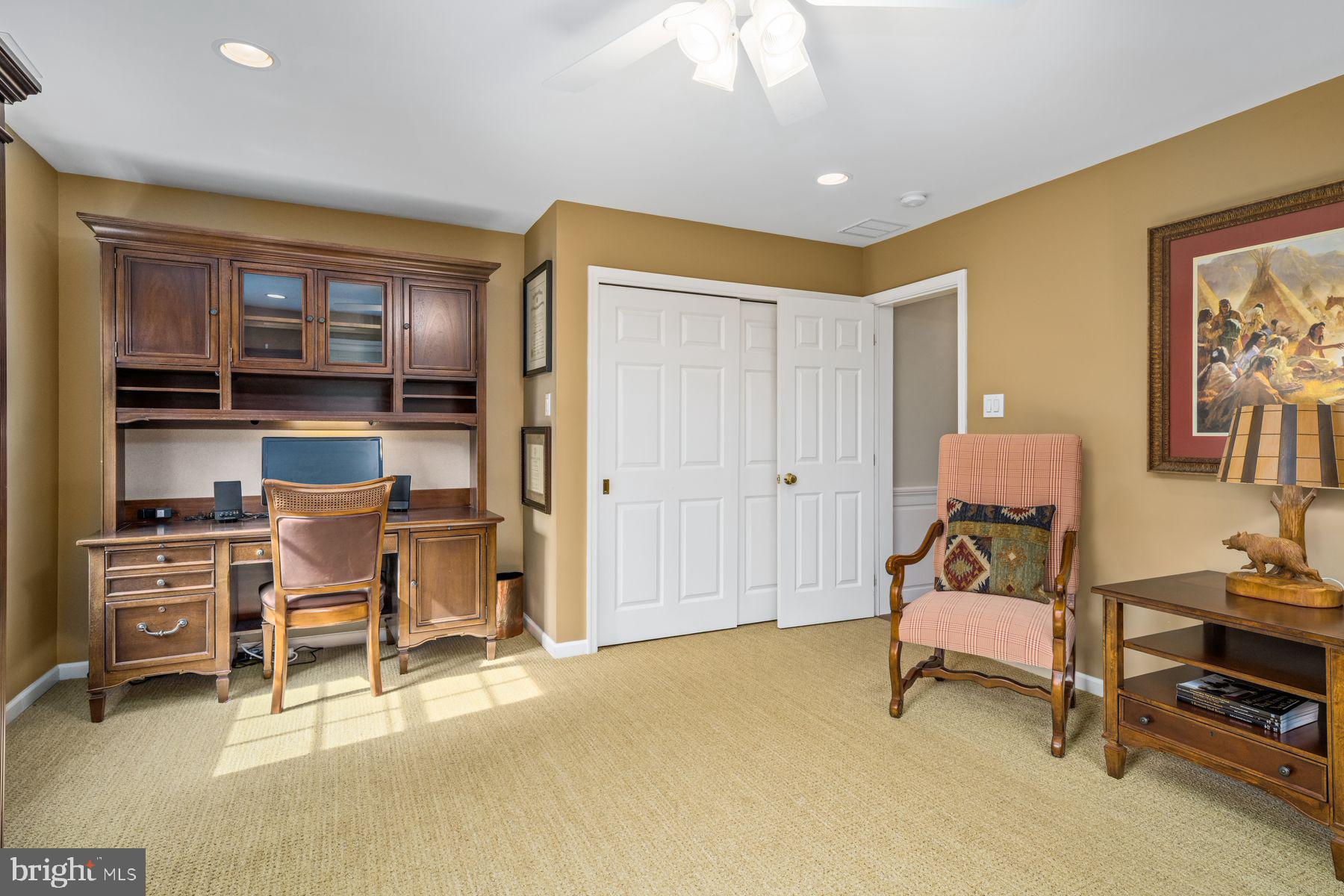 STONEGATE - Residential