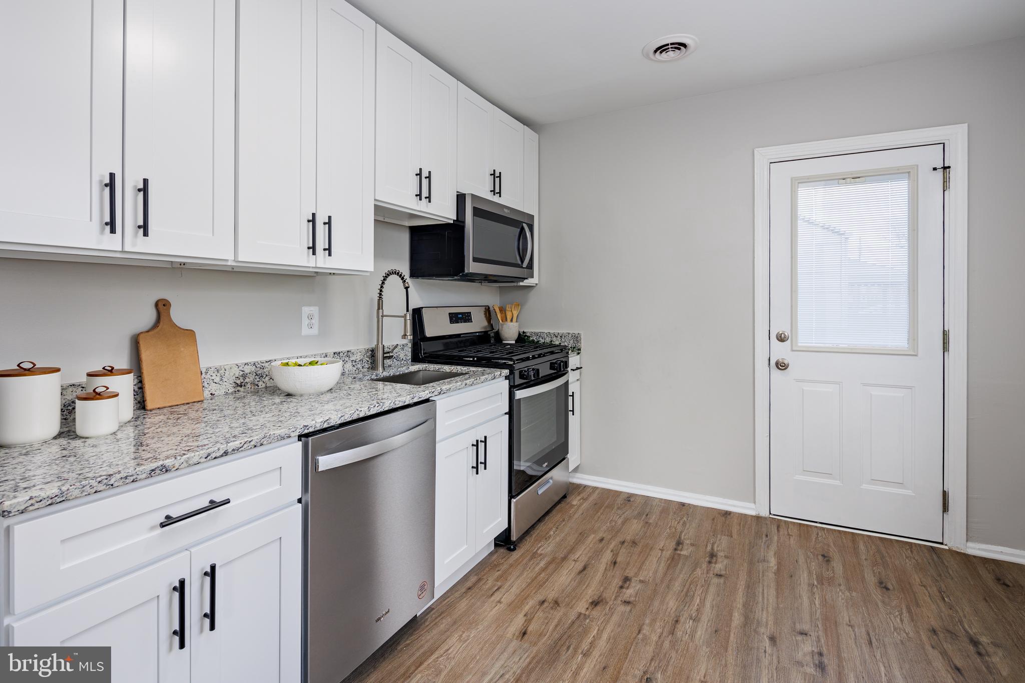 NORTH DEEN - Residential