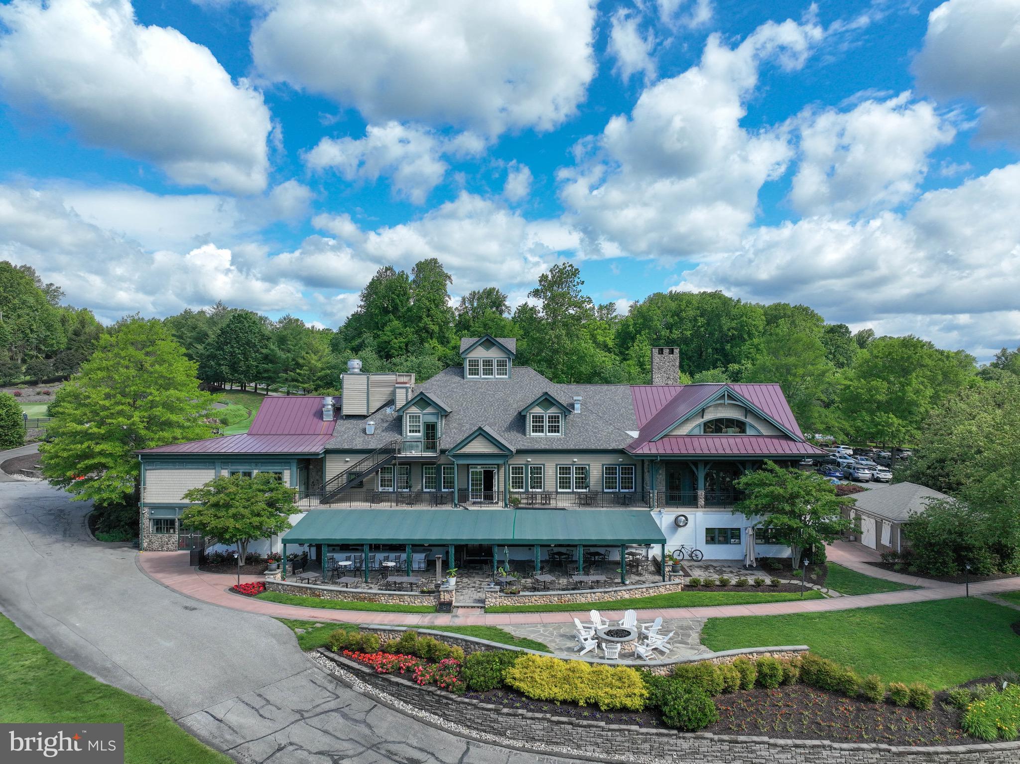 SOUTH RIVER COLONY - Residential