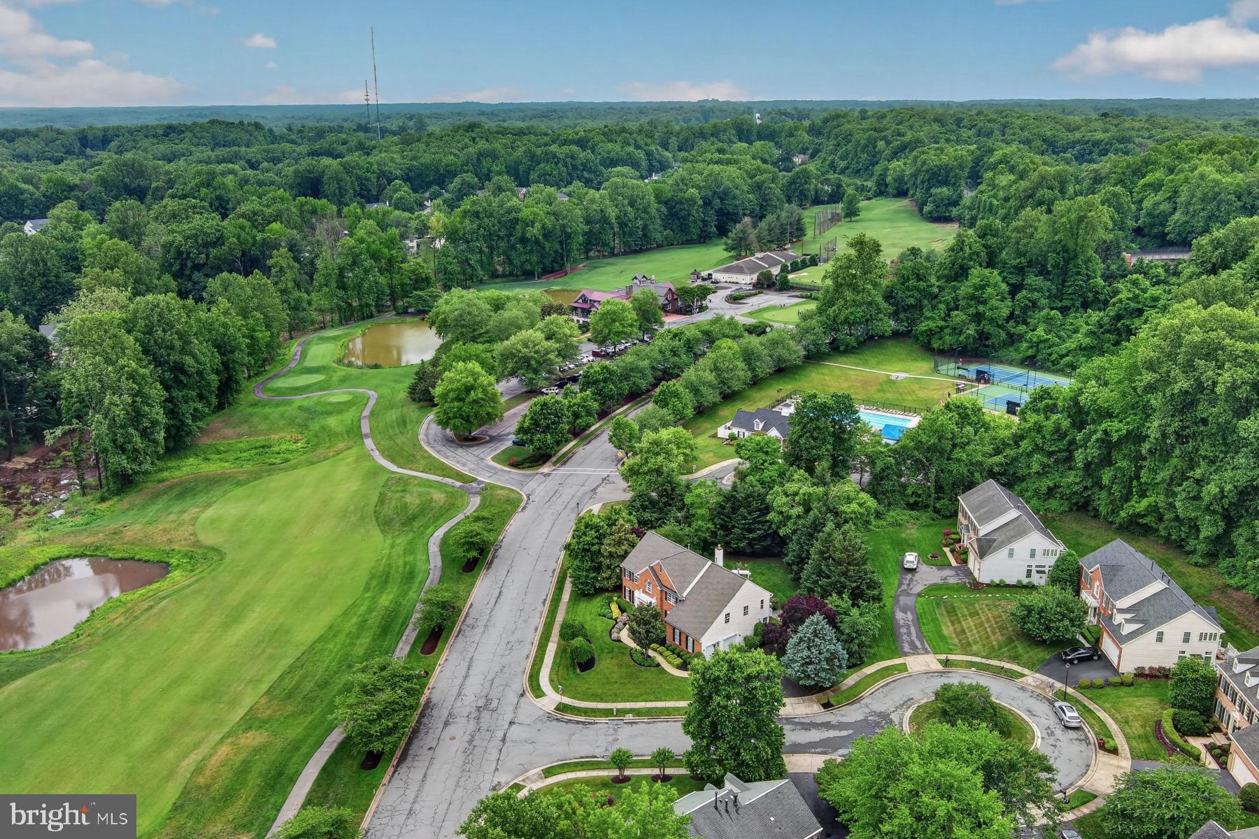 SOUTH RIVER COLONY - Residential